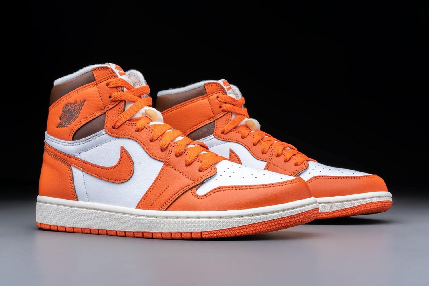 Air Jordan 1 Retro HI OG - White Starfish Cacao by Nike
