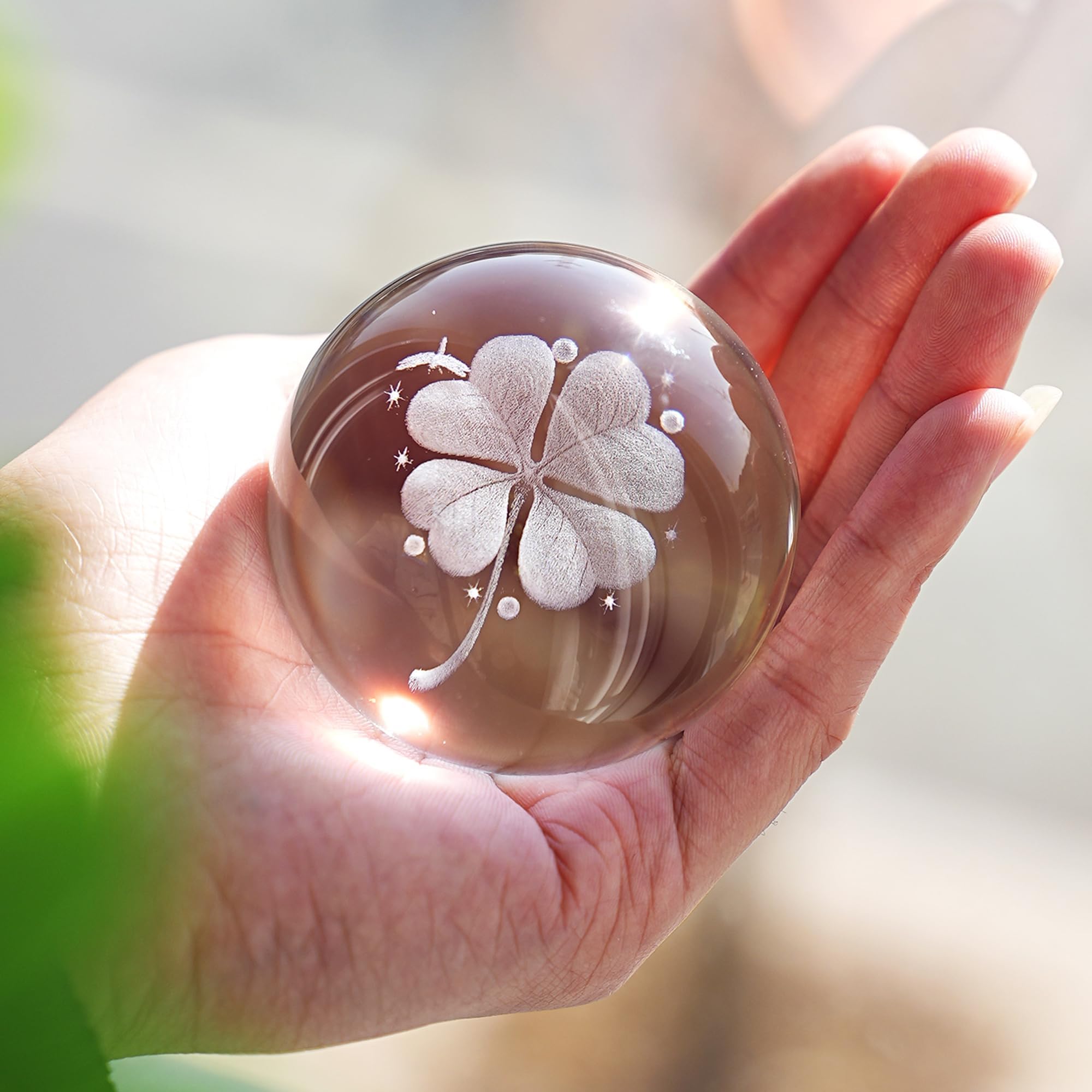 HDCRYSTALGIFTS Crystal 2.36 inch (60mm) Four-Leaf Clover Crystal Ball with Stand,Fengshui Glass Decorative Ball Lucky St Patricks Day Decorations Gift for Women Home Table Shelf Decor