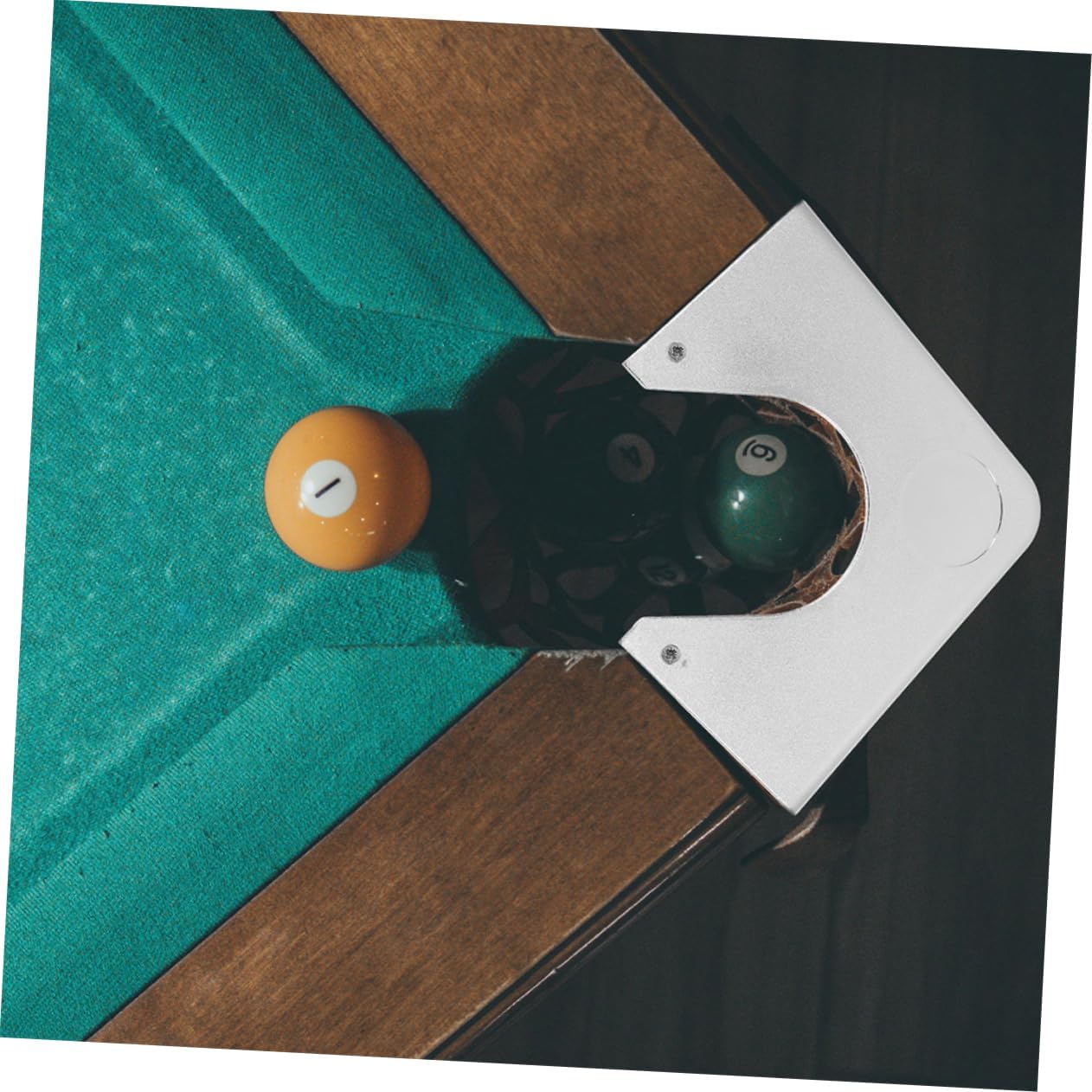 2PCS Pool Table Corner Protectors Sturdy Billiard Table Accessories Heavy-Duty PVC Material Easy to Install Suitable for Home and Game Rooms