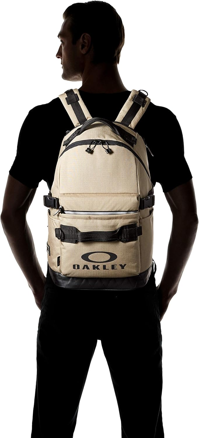  | Oakley Men's Utility Backpack, New Dark Brush, One Size | Casual Daypacks