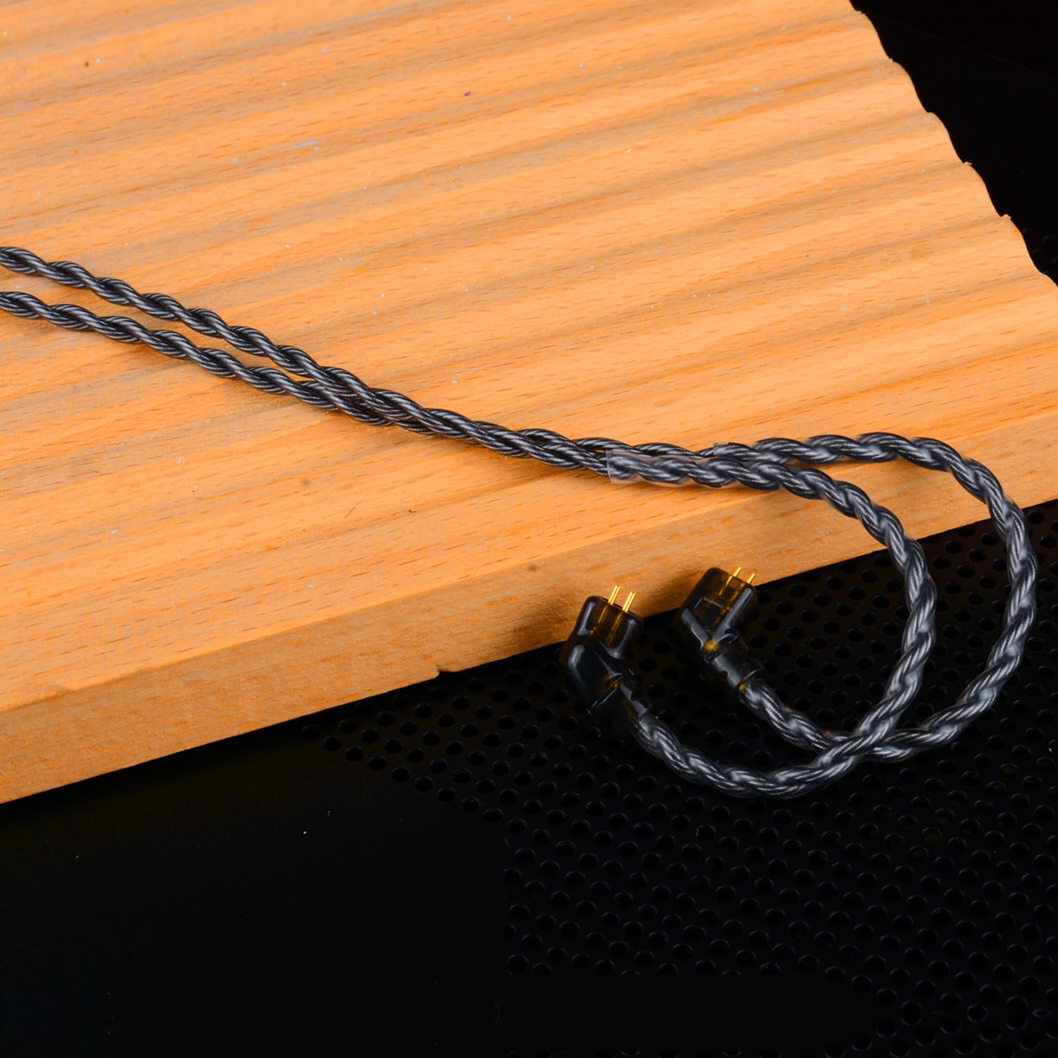 Monokristallines Kupfer, versilbertes Audiokabel, QDC-C, Pin, SPC-Kopfhörerkabel, kompatibel mit KZ ZS10 TRN CCA GK versenkten 2-poligen IEMs 3,5-mm-Stecker mit Mikrofon