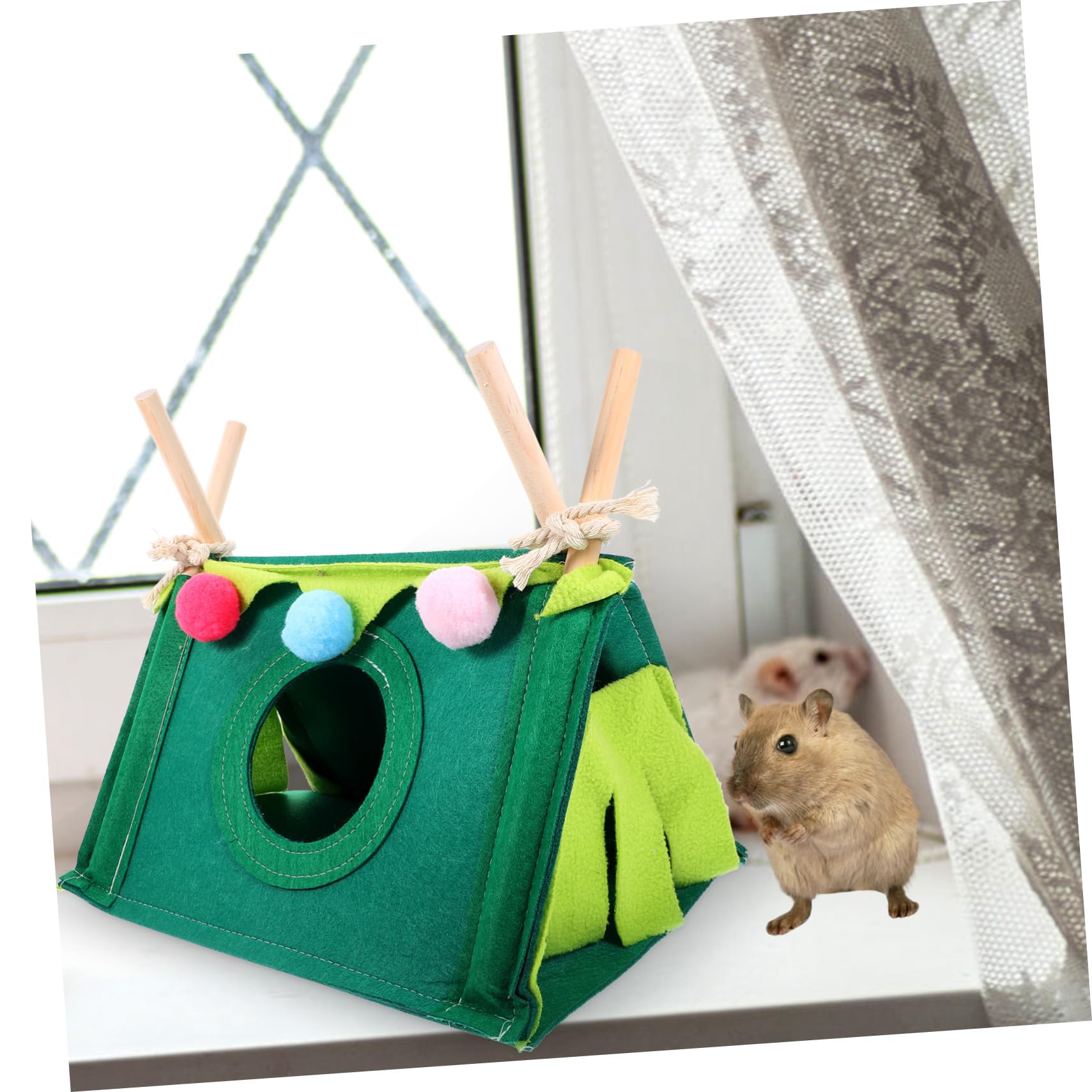 HOLIDYOYO Guinea Pig Hideout Tent Triangular Shelter for Small Animals Cozy Bed for Hamsters Chinchillas and Guinea Pigs Warm and Spacious Made Felt