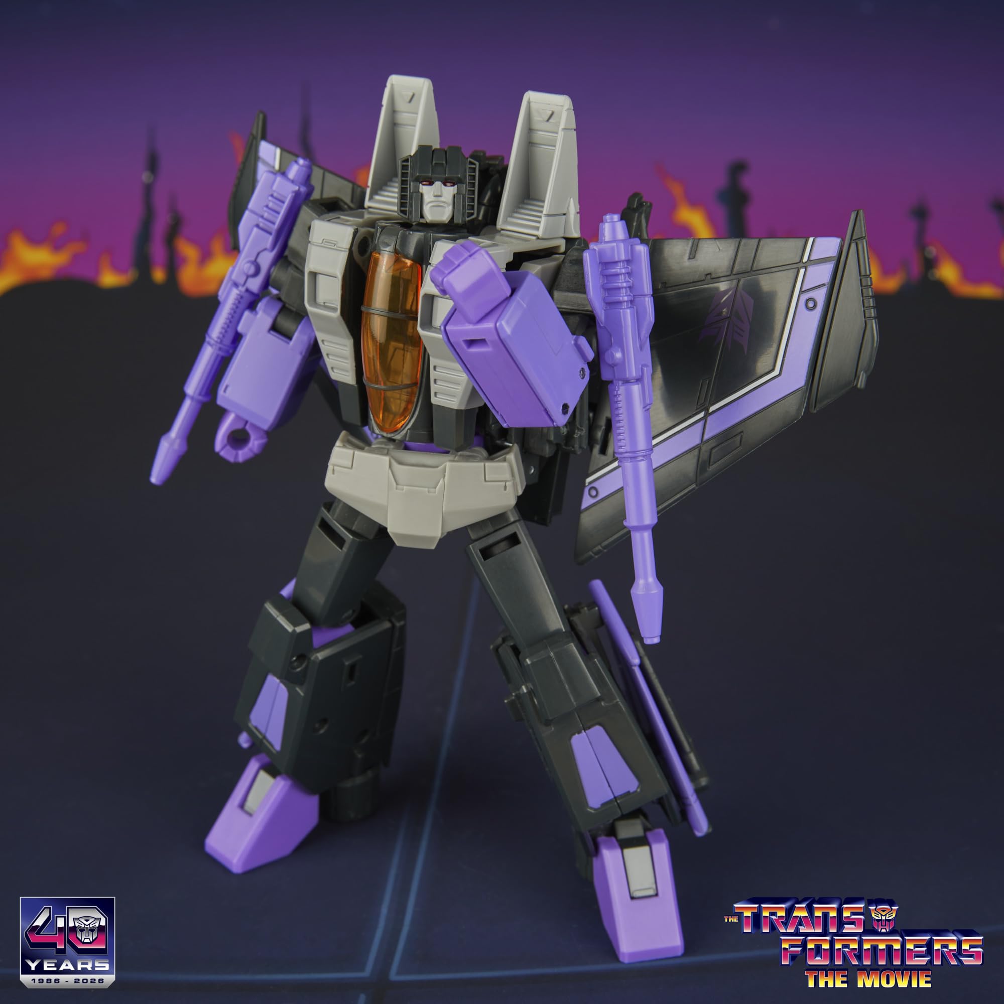 Skywarp z kolekcji Transformers Studio Series z filmu "The Transformers: The Movie", 16,5-centymetrowa przekształcająca się figurka klasy Voyager, zabawkowe roboty dla dzieci w wieku od 8 lat