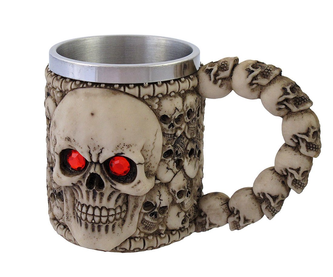 Taza de calavera con ojos rojos de acero inoxidable y resina esculpida