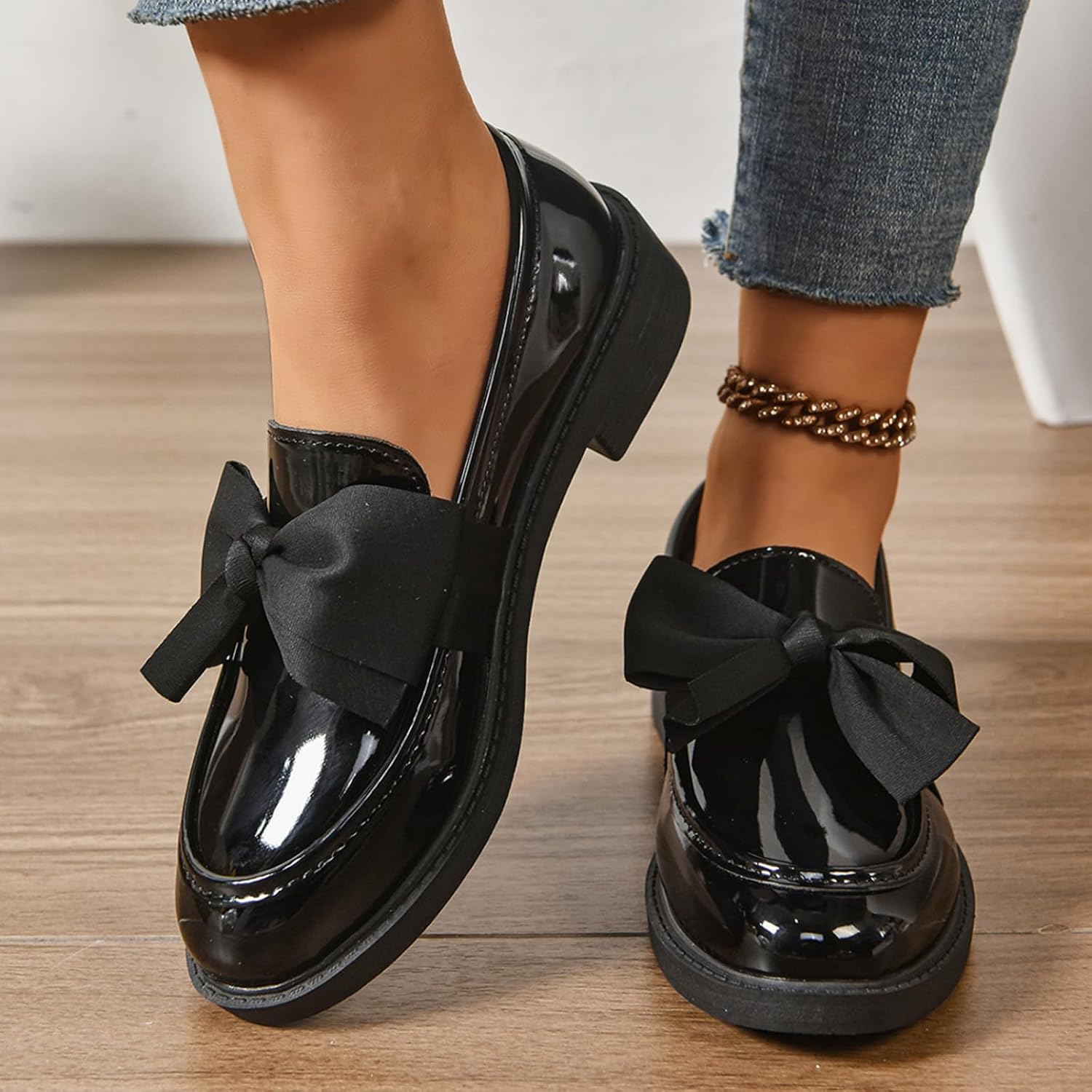 Patent Leather Bow Loafers for Women Comfort Round Toe Slip On Anti Slip Low Chunky Heel Penny Loafers for Work Daily Casual Dressy