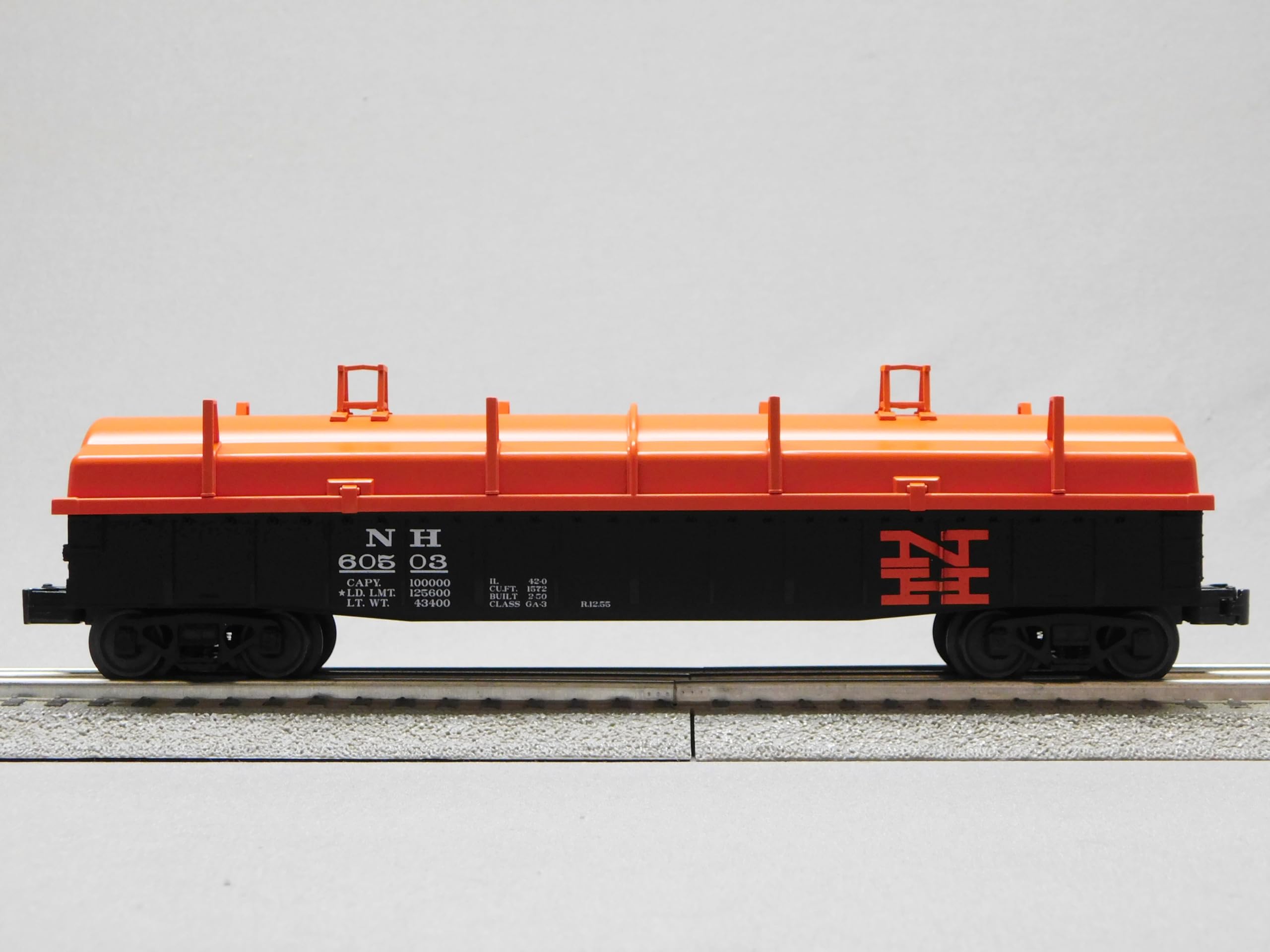 M.T.H. Electric Trains New Haven Gondola CAR #60503 with Cover 30-72236