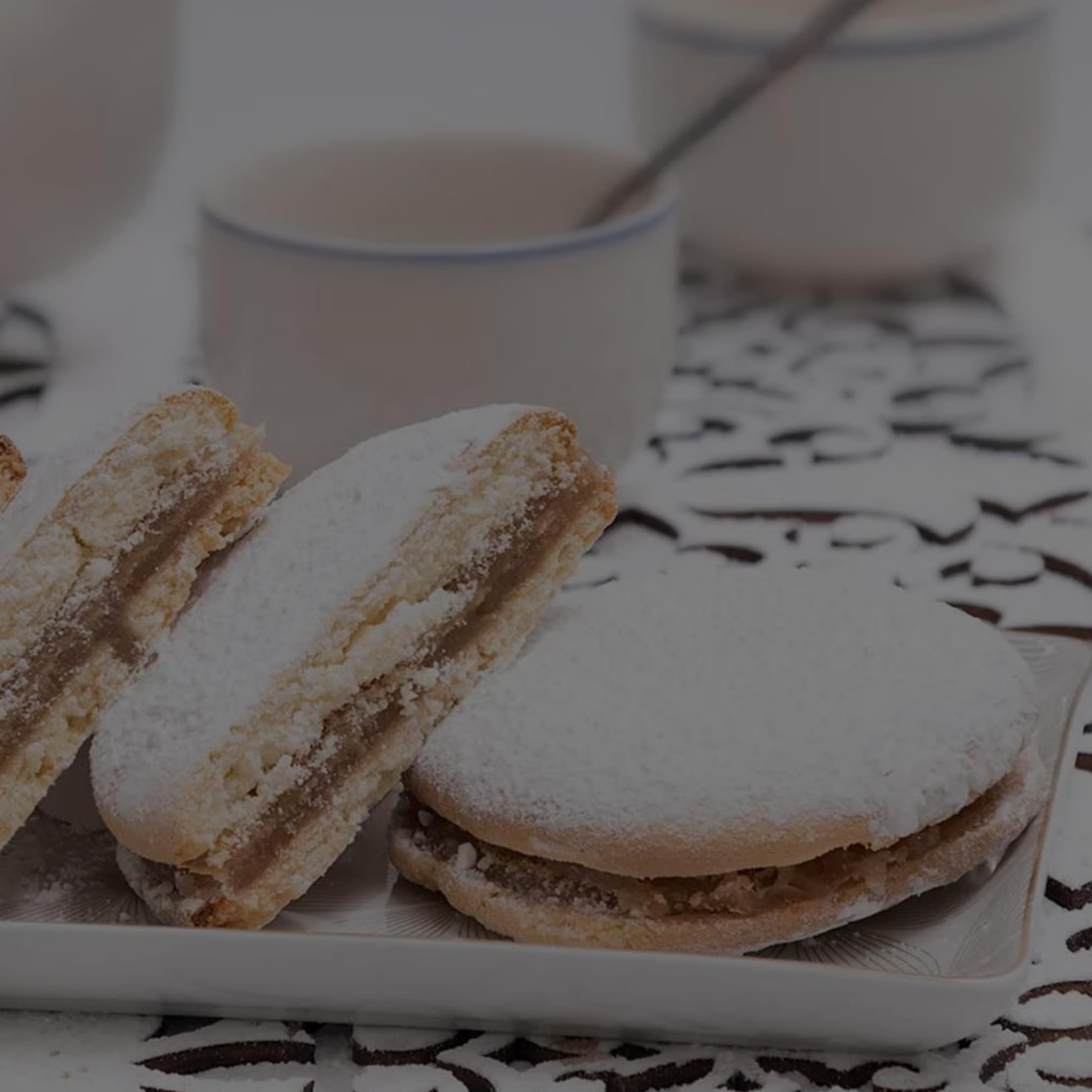 Maritoñi 20 Unidades - Regalo Gourmet de Granada, Dulce Granadino 70 Años Tradición - Galleta y Bizcocho, Producto Español Auténtico
