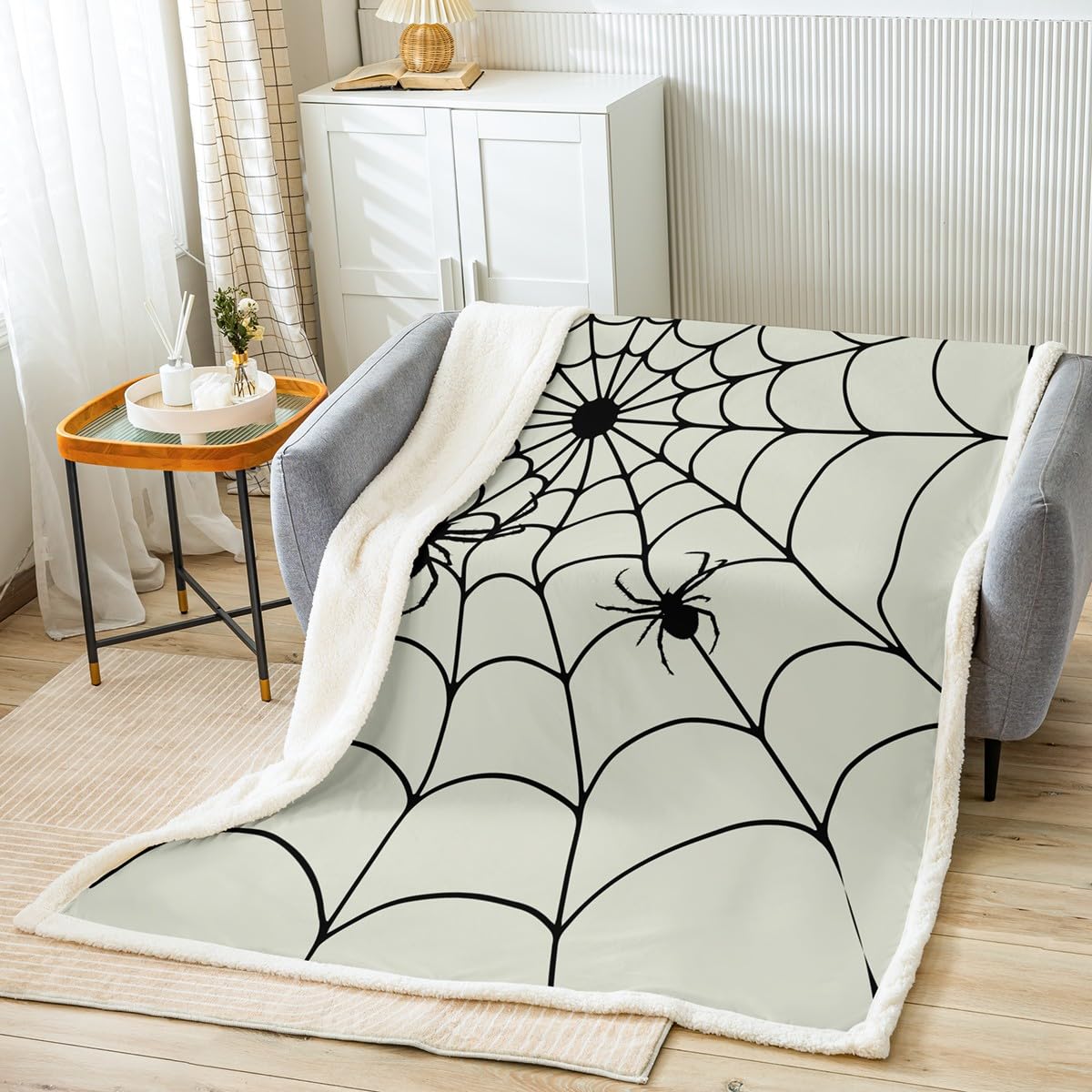 Coperta YIRDDEO Halloween 127x152 Cm – Double Face: Flanella Stampa Scheletri E Pile Sherpa Bianco