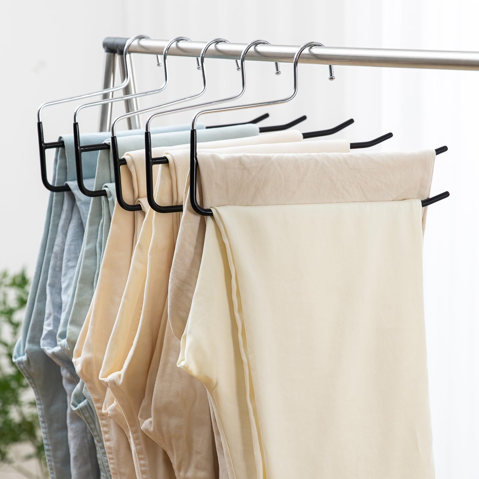 SHIMOYAMA Hosenbügel, 5er-Pack, Doppelstab-Hosenbügel für Jeans, platzsparende Slack-Kleiderbügel, Metallbügel Klemmbügel Gürtelhalter, Schwarz
