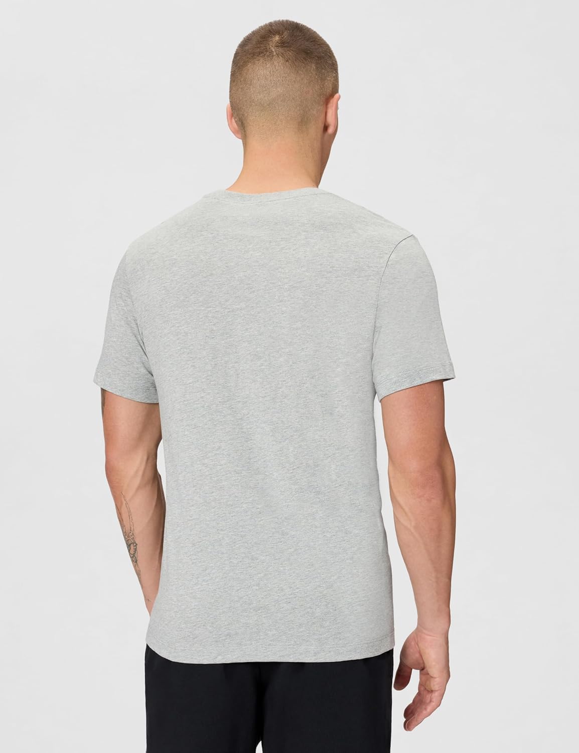 Nike Mens NSW Futura Air Square Tee - Image 4