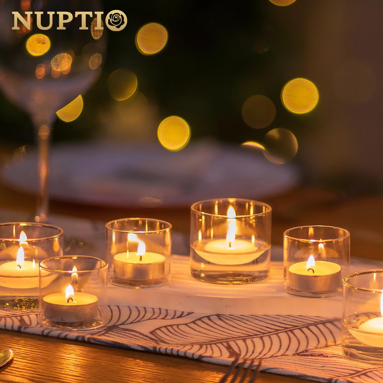 NUPTIO Lot de 24 bougeoirs votifs en verre transparent – Mini bougeoir flottant pour Noël, Thanksgiving, centre de table, décoration d'intérieur (4,6 x 4 cm)