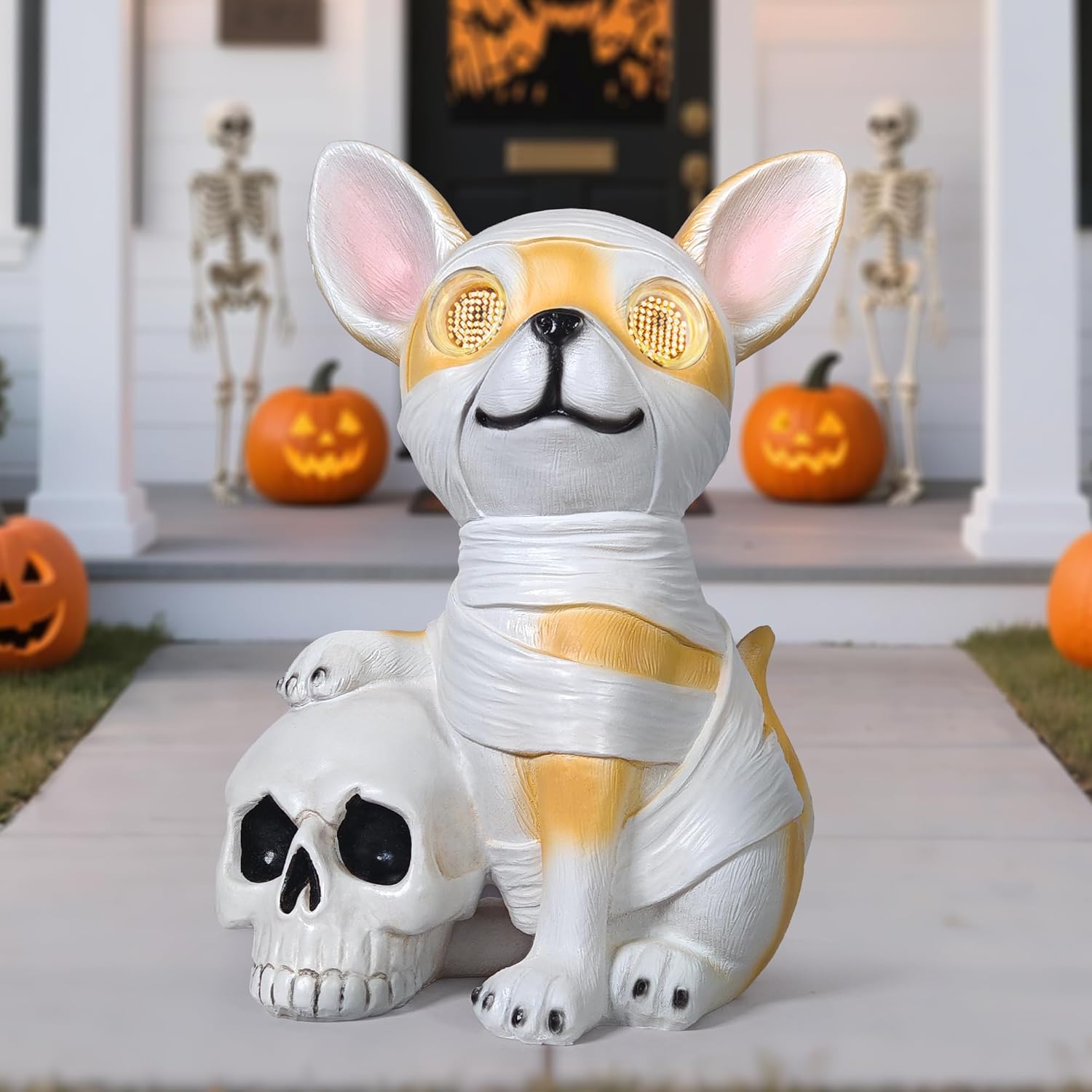 Halloween Decor Outdoor Solar Dog Statue Garden Decorations Holding Skeleton Statue Lights with 360° Spinning Glowing Eyes Ghost Garden Decor & Creative Gifts