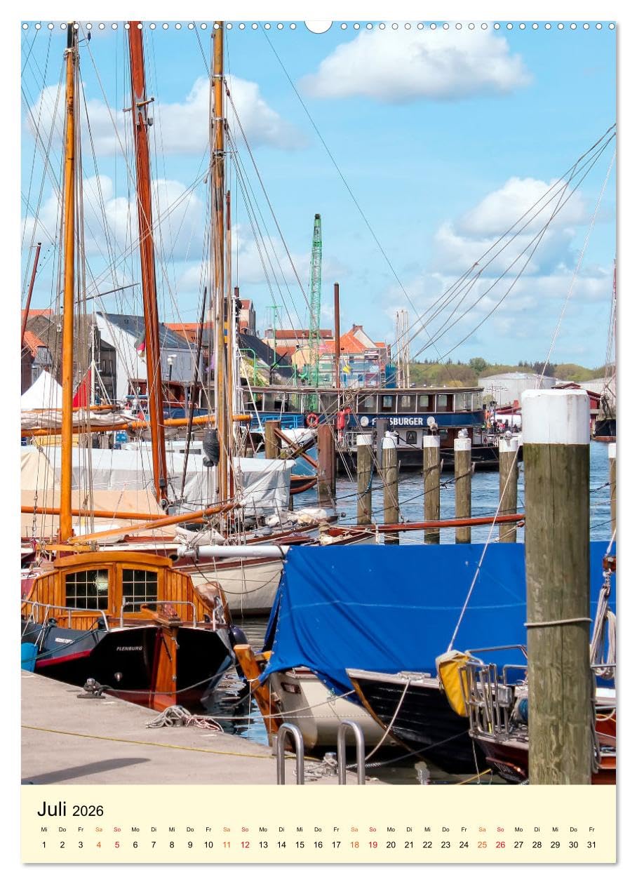 Flensburg - so bezaubernd (hochwertiger Premium Wandkalender 2026 DIN A2 hoch), Kunstdruck in Hochglanz: Flensburg, wunderschöne Hafenstadt an der Förde. (CALVENDO Orte)
