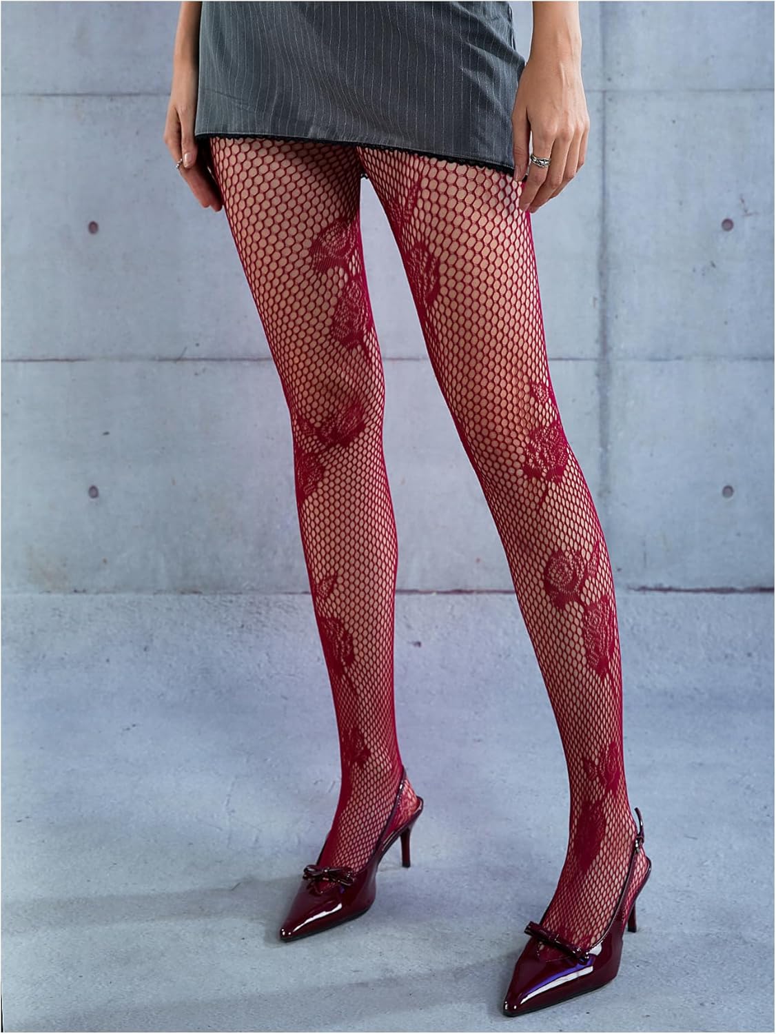 Verdusa Women's Patterned Fishnet Tights Y2k Sheer Floral Stockings Pantyhose Rave Date Night Outfits - Image 3