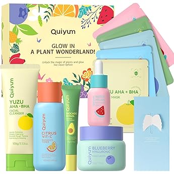 Fruit Face Care Set 10-Piece Skin Care Set for Women with Cleanser Toner Serum Eye Cream Moisturiser and 5 Face Masks Suitable for Women and Teenagers