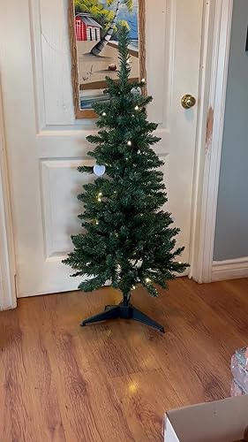 Everlands mini kerstboom, 90cm, 50 LED lampjes - Top Tuincentrum Everlands mini kerstboom, 90cm, 50 LED lampjes - Top Tuincentrum