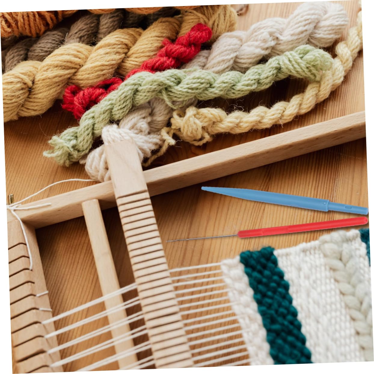 ULDIGI 4 Pcs Bead Needle Set Essential DIY Beading Needles for Jewelry Making Compact Portable Stitching Tools