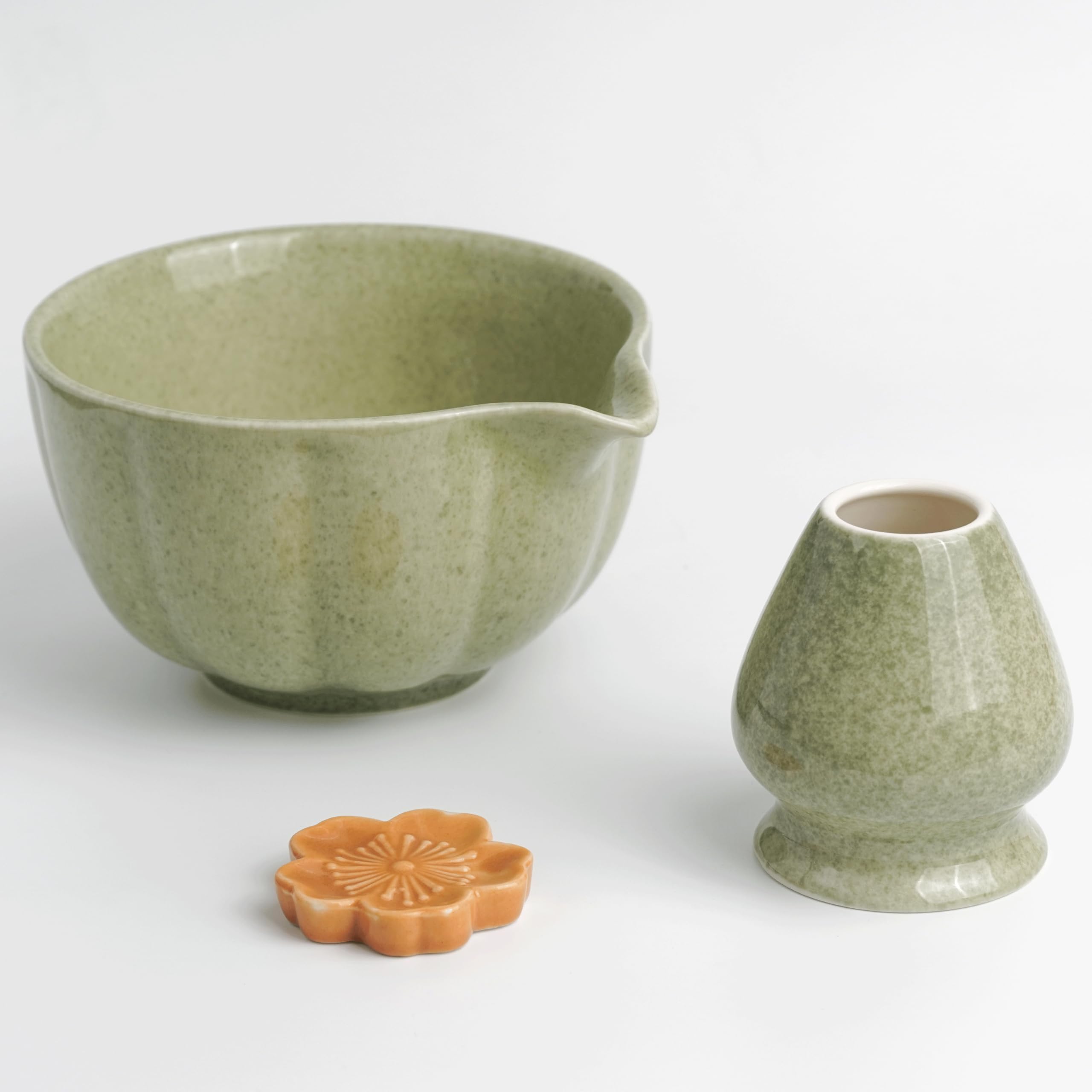 Set Matcha Premium 7 Pièces – Ensemble Exclusif pour Cérémonie du thé avec Chasen en Bambou (fouet), Bol en Céramique Rose, Cuillère et Accessoires