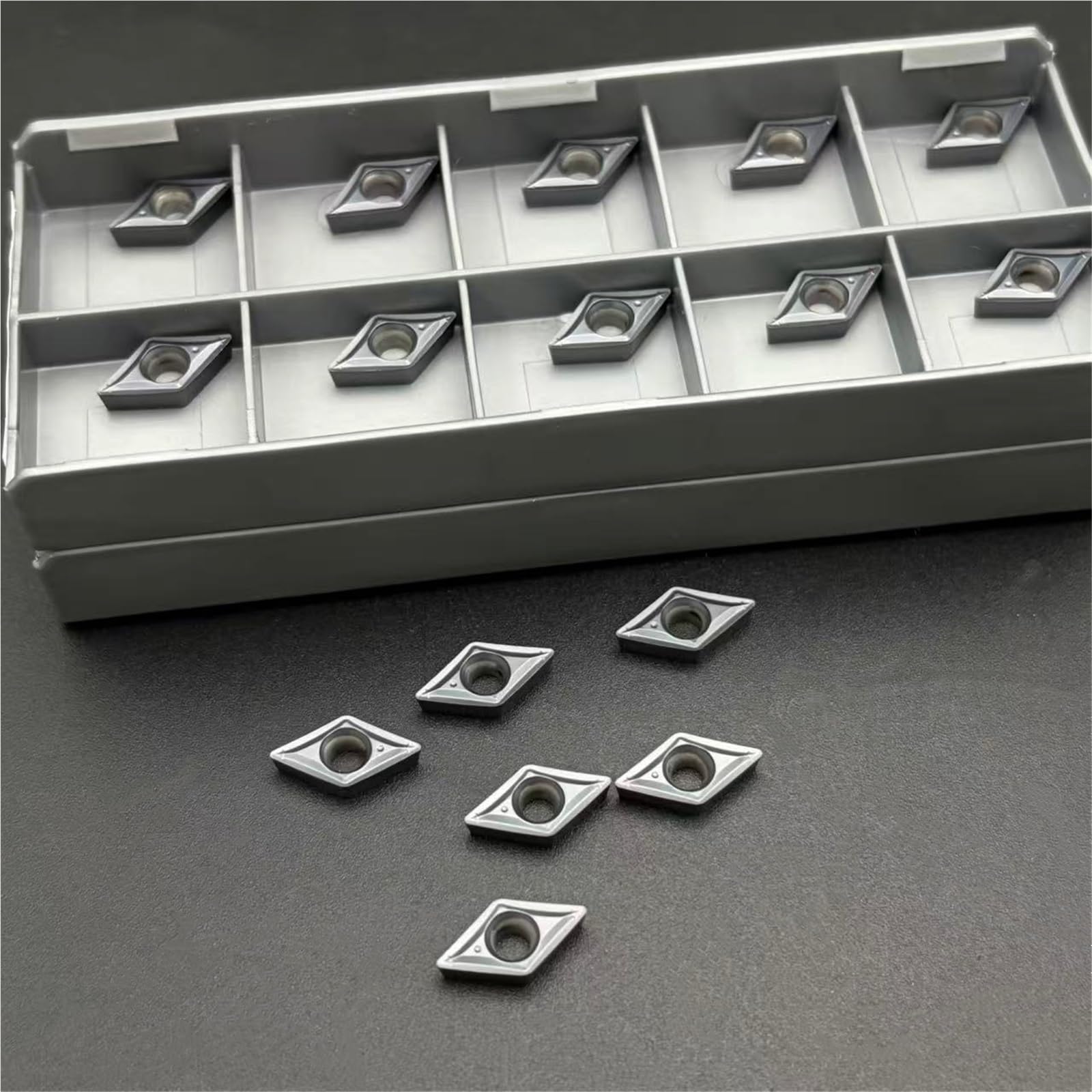 10 PZ PVD TiAlN Rivestito Inserti Per Tornitura Utensile Per Tornio Per Lavorazioni Meccaniche In Lega Di Acciaio(DCMT070204 SM IC908)