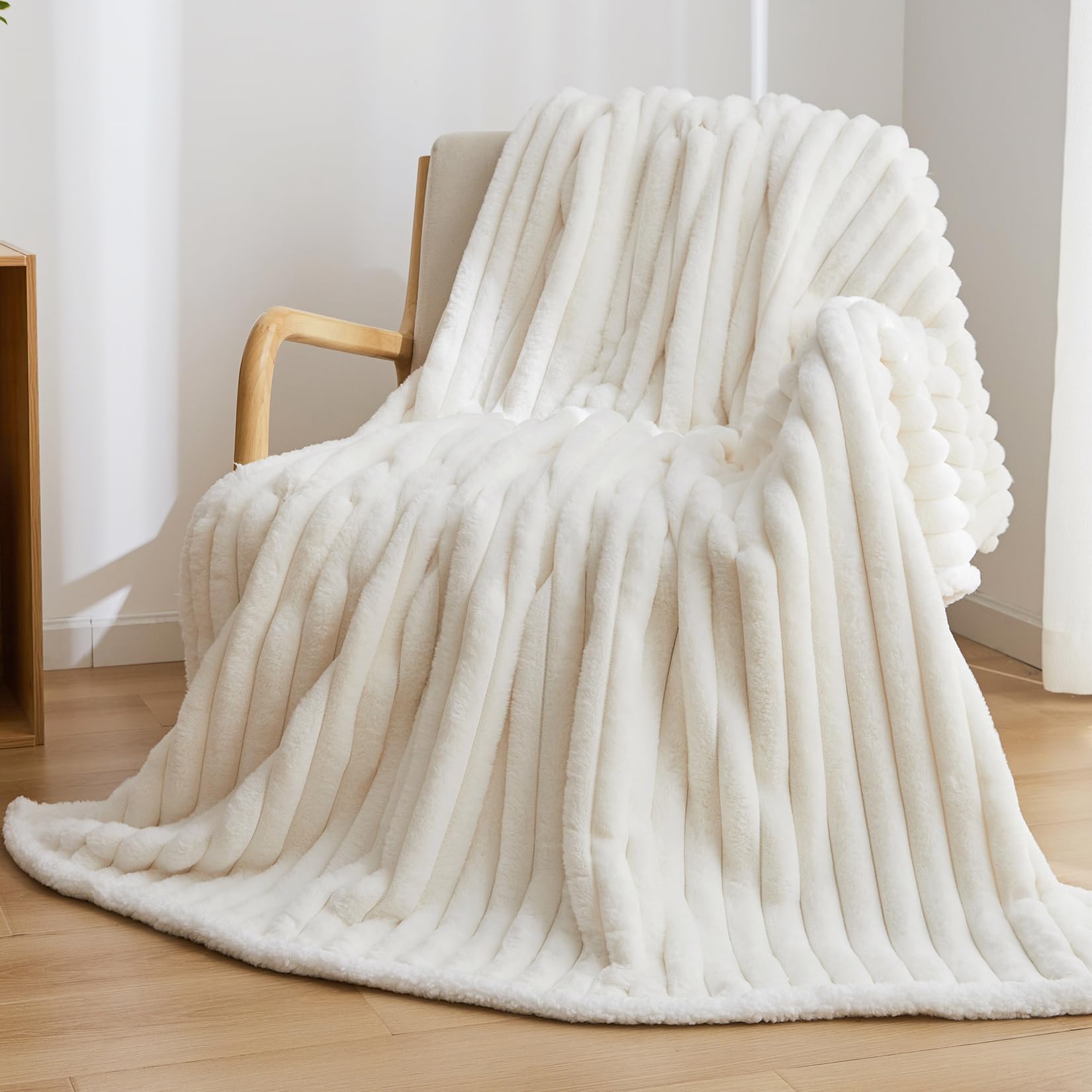 Beige Faux Fur Throw Blanket for Couch Chair Sofa Bed Living Room, Super Soft Fluffy Double-Layer Blankets in Fall Winter