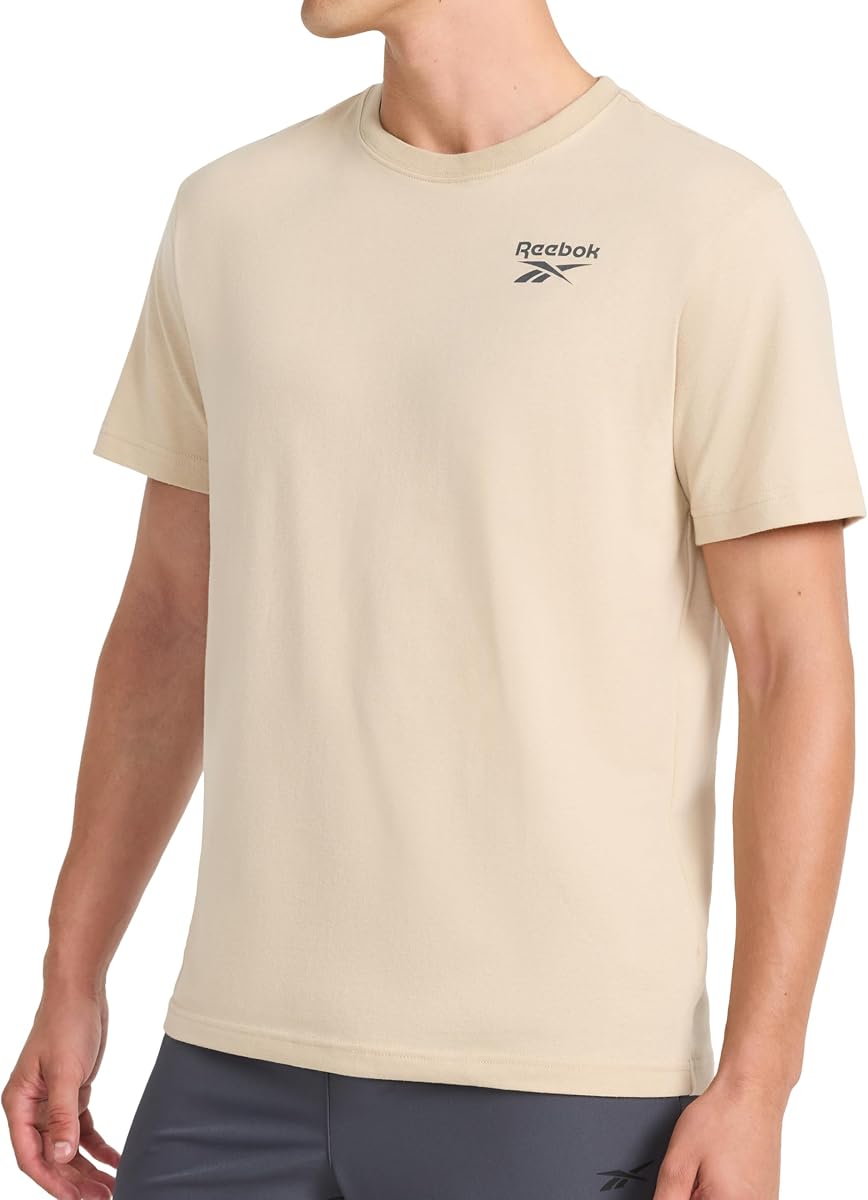 Reebok Men's Graphic Crewneck T-Shirt, Standard Fit, Lightweight Cotton-Poly Jersey Fabric