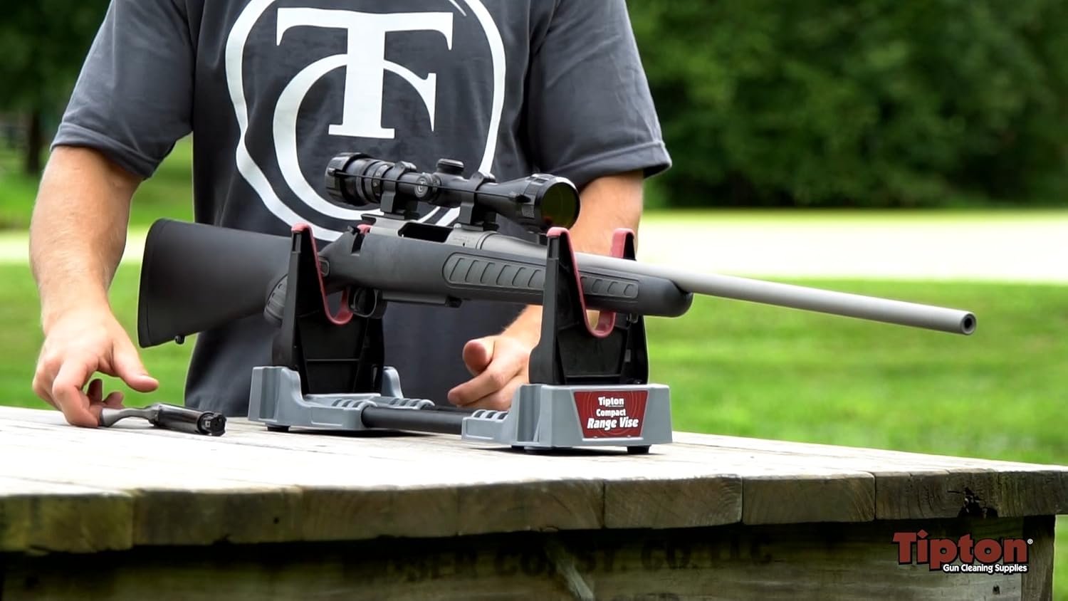 Tipton Compact Range Vise for Firearm Cleaning, Gunsmithing and Gun Maintenance , Black / Gray, 11-1/4 - 17-3/4" : Sports & Outdoors