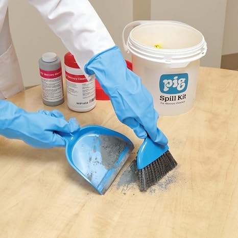 PIG Mercury Spill Kit - ext. Dia. 8.75 x 8.125 H - KIT600