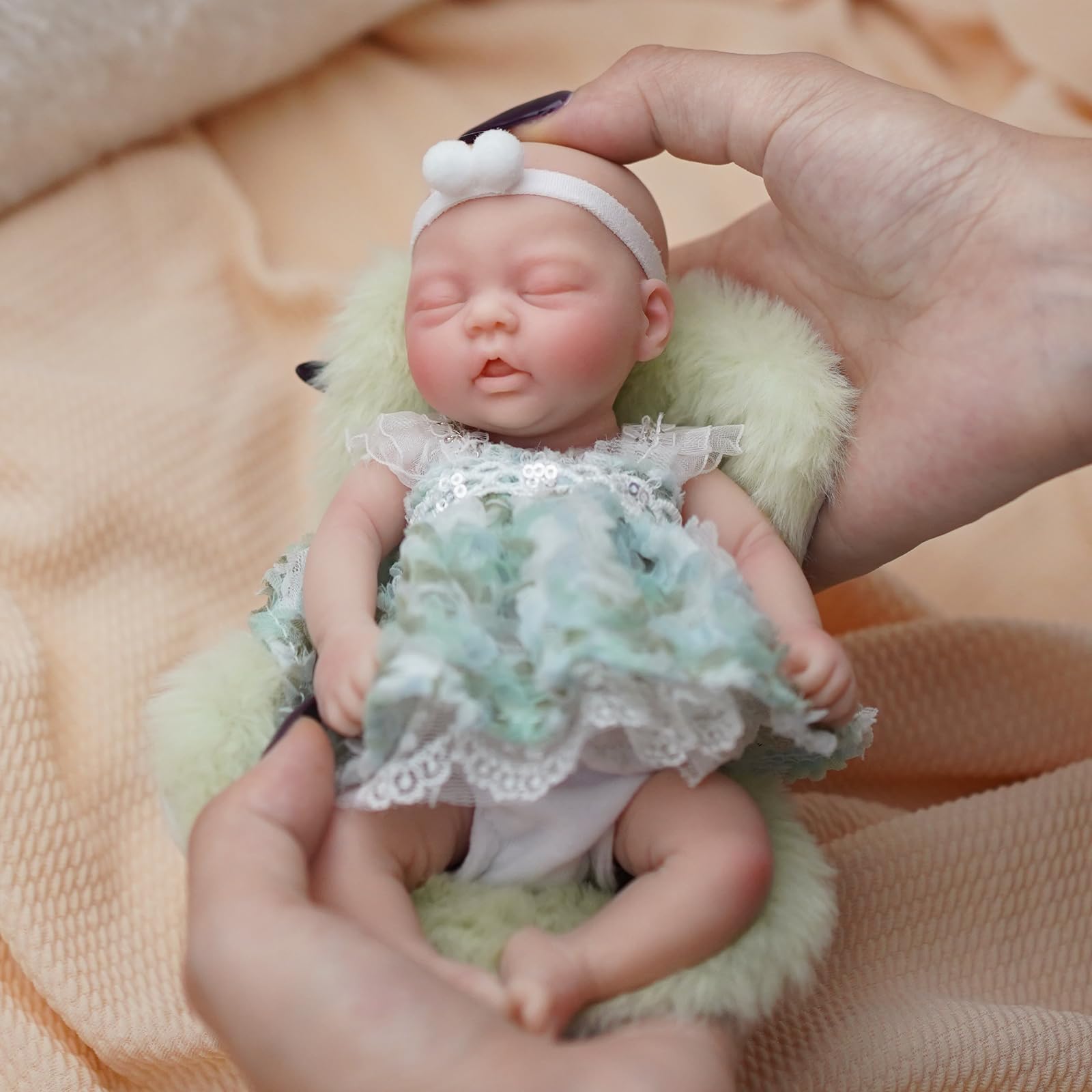 リボーンドール ミニベビーベロが見えて可愛ぃです◉⁠‿⁠◉25センチ Amazon | MYREBABY 7インチ リボーンベビードール シリコン フルボディ