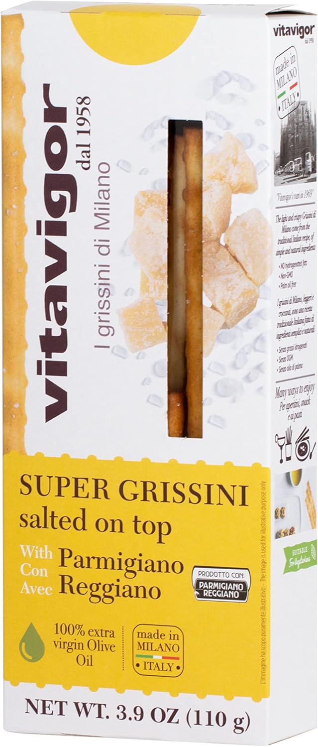 Vitavigor Parmigano Reggiano Italian Breadsticks, 110 g, golden brown