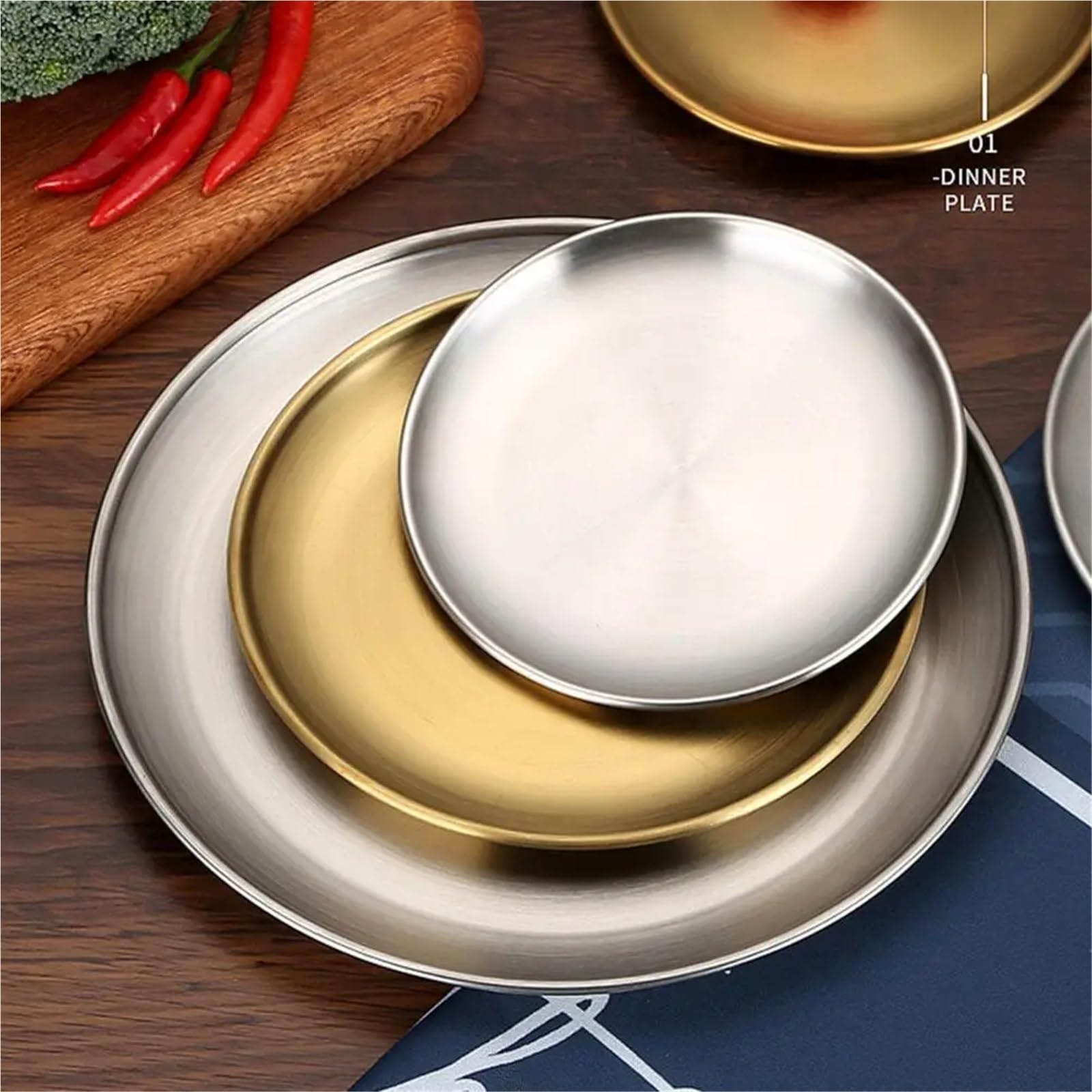 4 pezzi Vassoio da portata in acciaio inossidabile in metallo Piatto rotondo in for frutta per Cucina(Silver,23cm)