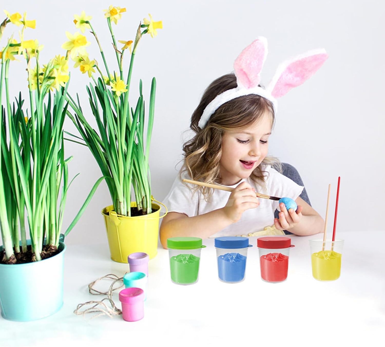 16 PCS No Spill Paint Cups with Lids 4 Colors, Arts and Crafts Supplies for Classrooms, Ultimate Paint Containers with Flat Lid