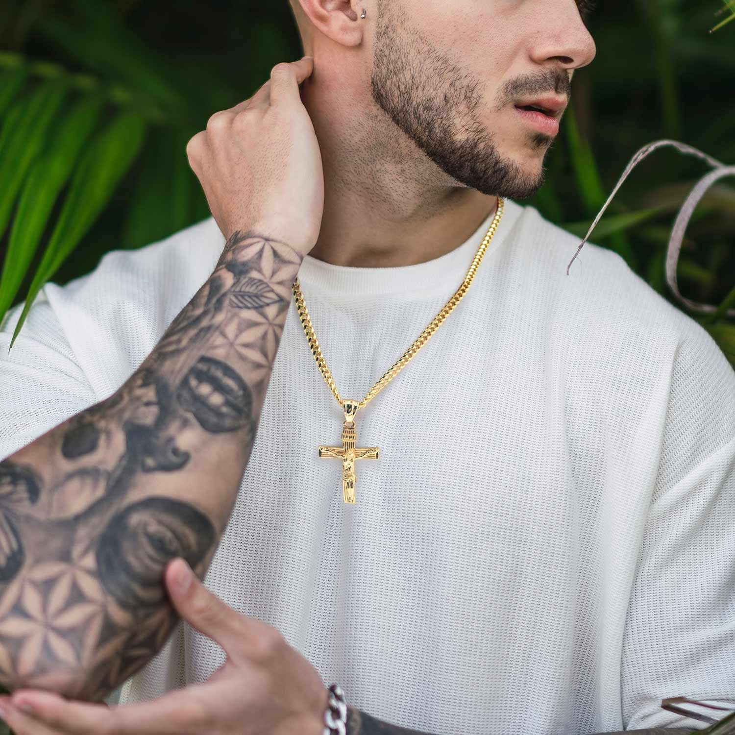 SANDRA REDD Gold Cross Necklace for Men 14K Gold Plated Cross Necklace for Men Crosses Chain Necklaces for Mens Paired with 4.3mm Cuban Chain Crucifix Pendant Mens Crosses Necklaces 20/22/24in