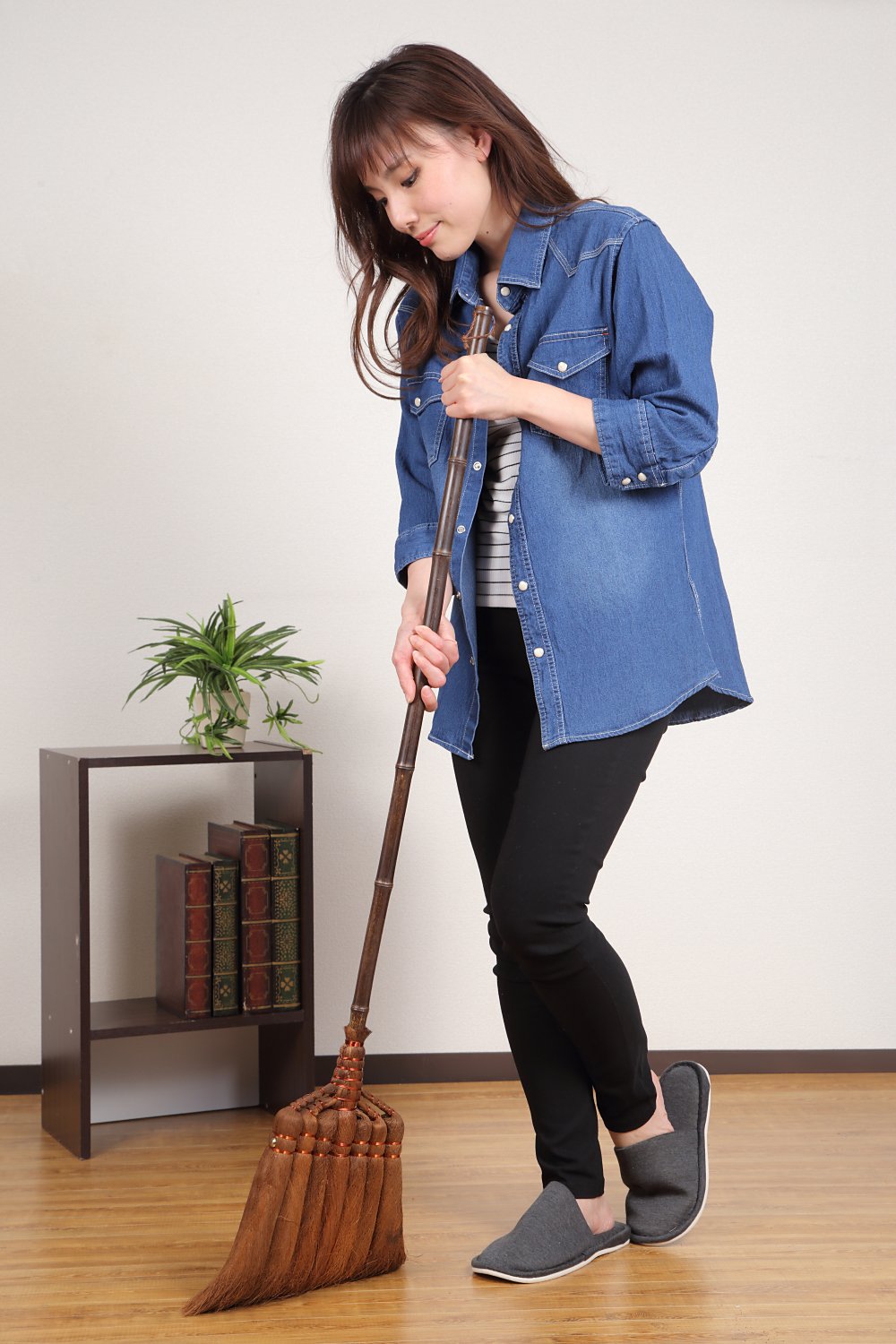 Amazon.co.jp: 矢車印 棕櫚長柄箒七つ玉 【 しゅろ 棕櫚 ほうき 箒