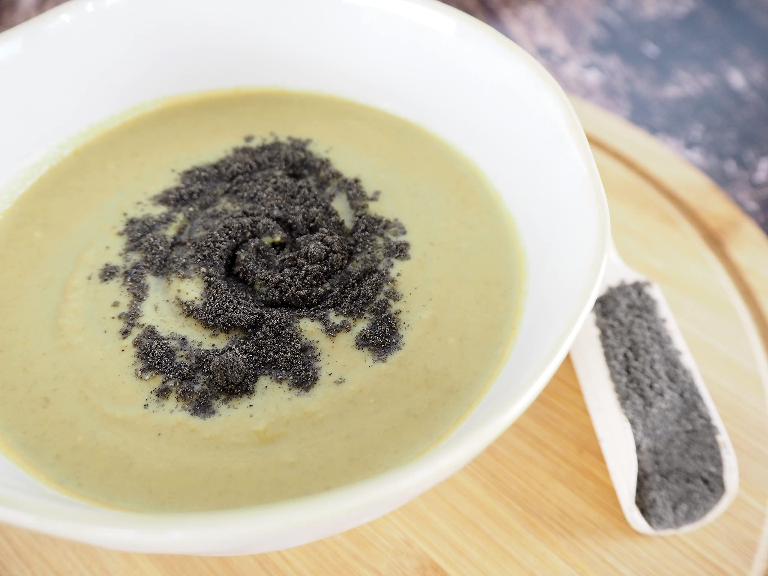 Graines de Nigelle biologique, moulues Cumin noir biologique, Nigella pour les soupes, gastronomique BIO Cumin Noir moulu, en poudre, Habba sawda, Nigella sativa 900g