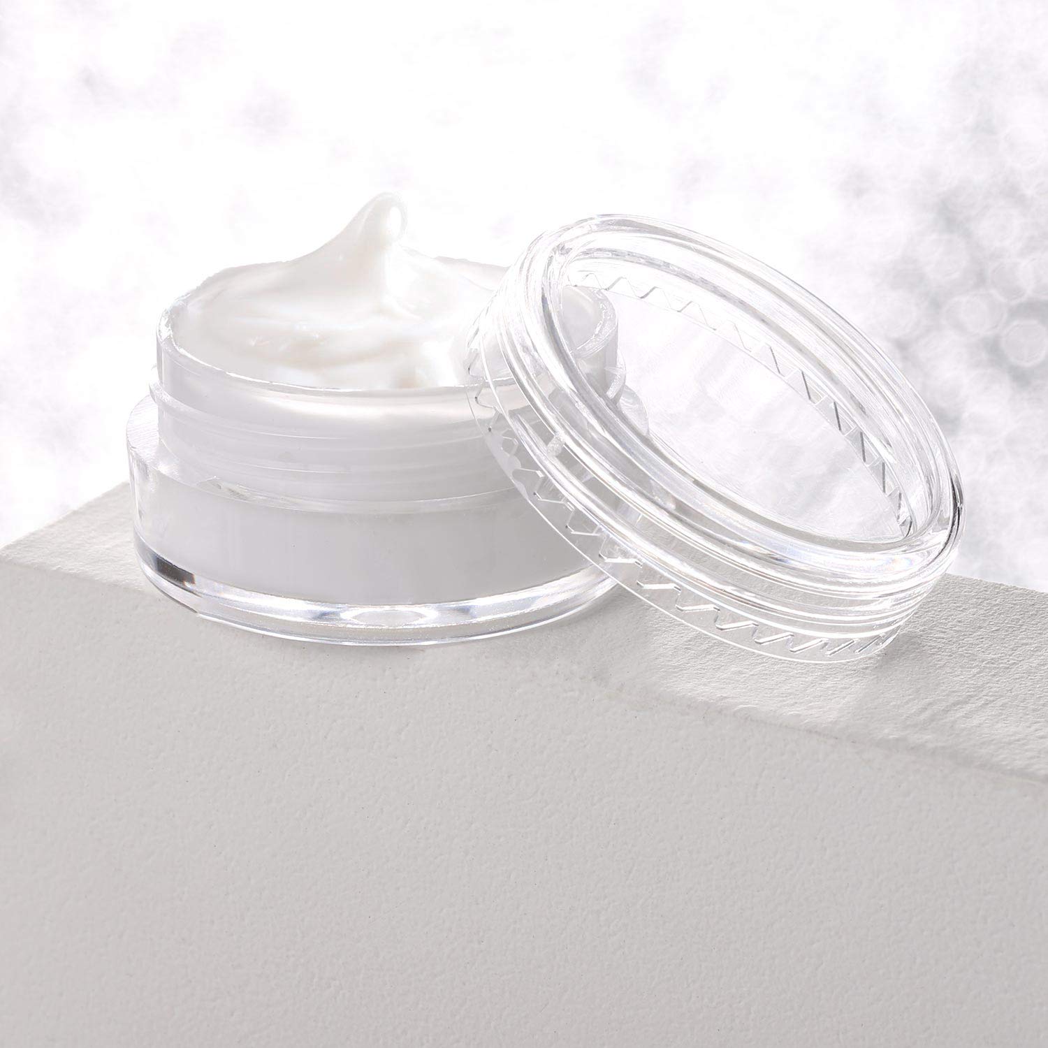 Refillable Cosmetic Sample Jars, 10g, 100 Pack with Lids and Spatulas