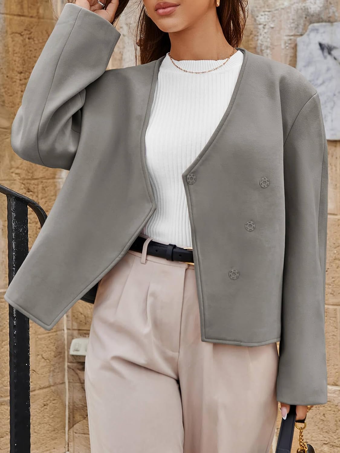 Stylishly Cropped Gray Wool Jacket for Fall and Winter
