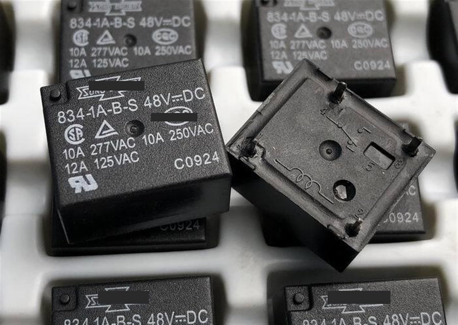 Relé 48VDC 834-1A-BS micro relé de 4 pines 10A para circuito impreso y cuadros eléctricos 2