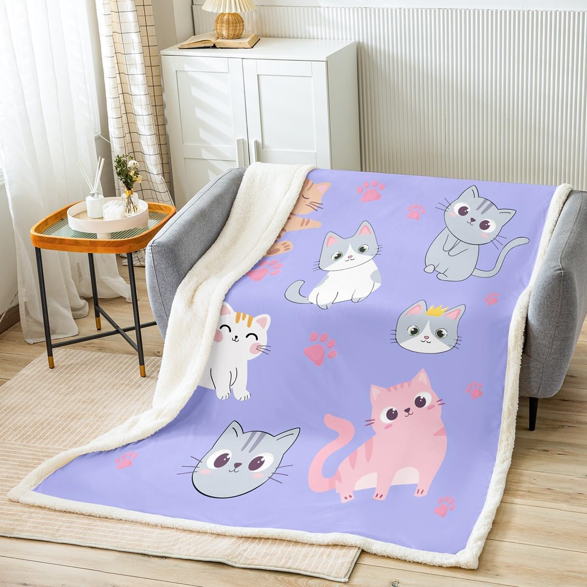 Girls Cat Throw Blanket for Bed Couch Twin 60"X80",Cute Cats Fleece Blanket for Kids Kawaii Room Decor,Cartoon Animal Paw Print Sherpa Blanket Lovely Kitten Flannel Blanket Soft Lightweight Purple