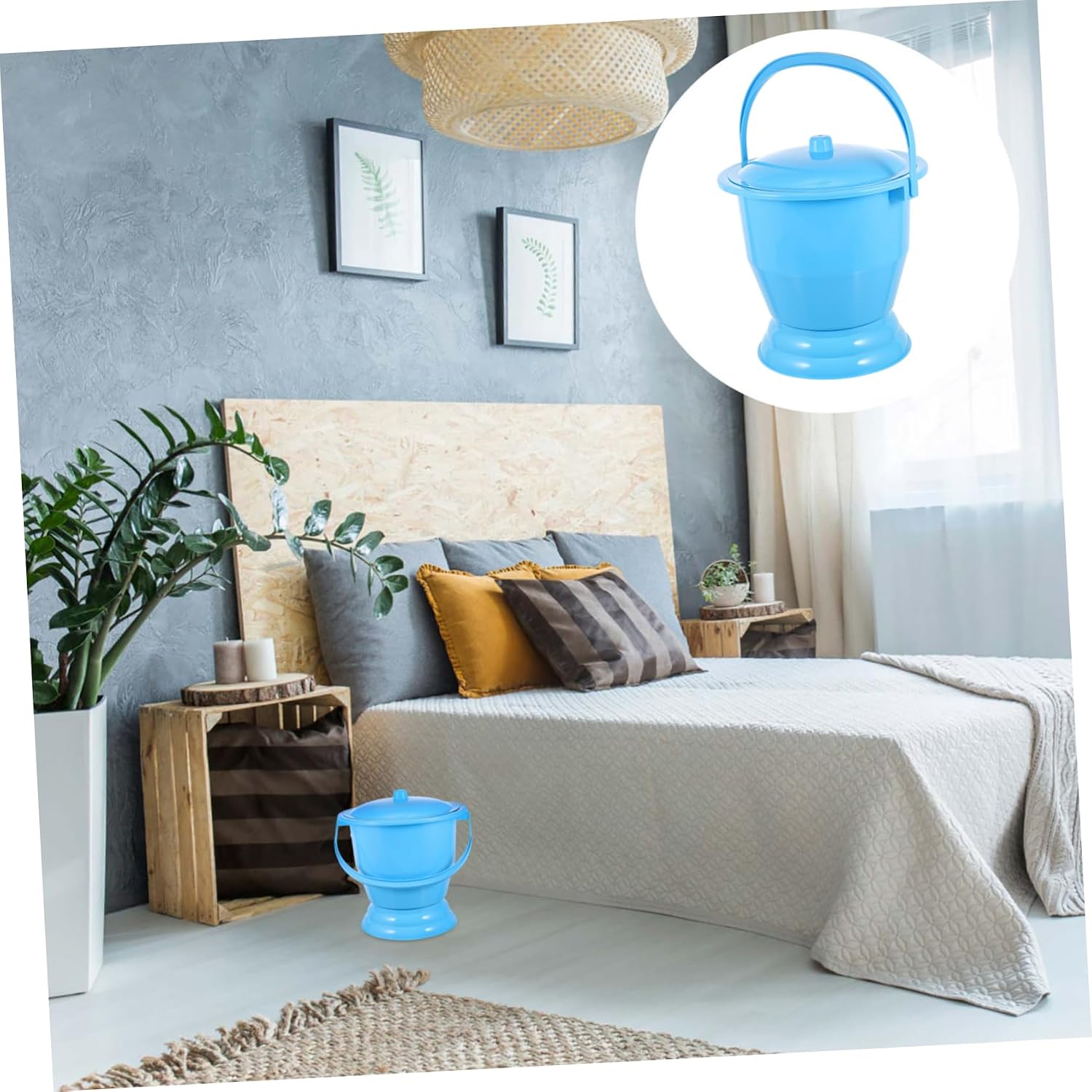 Lightweight Portable Urinal Bottle with Lid for Adults and Boys and Girls Practical Chamber Pot with Handle for Travel Bedside Use and Home Convenience Easy to Carry and Clean