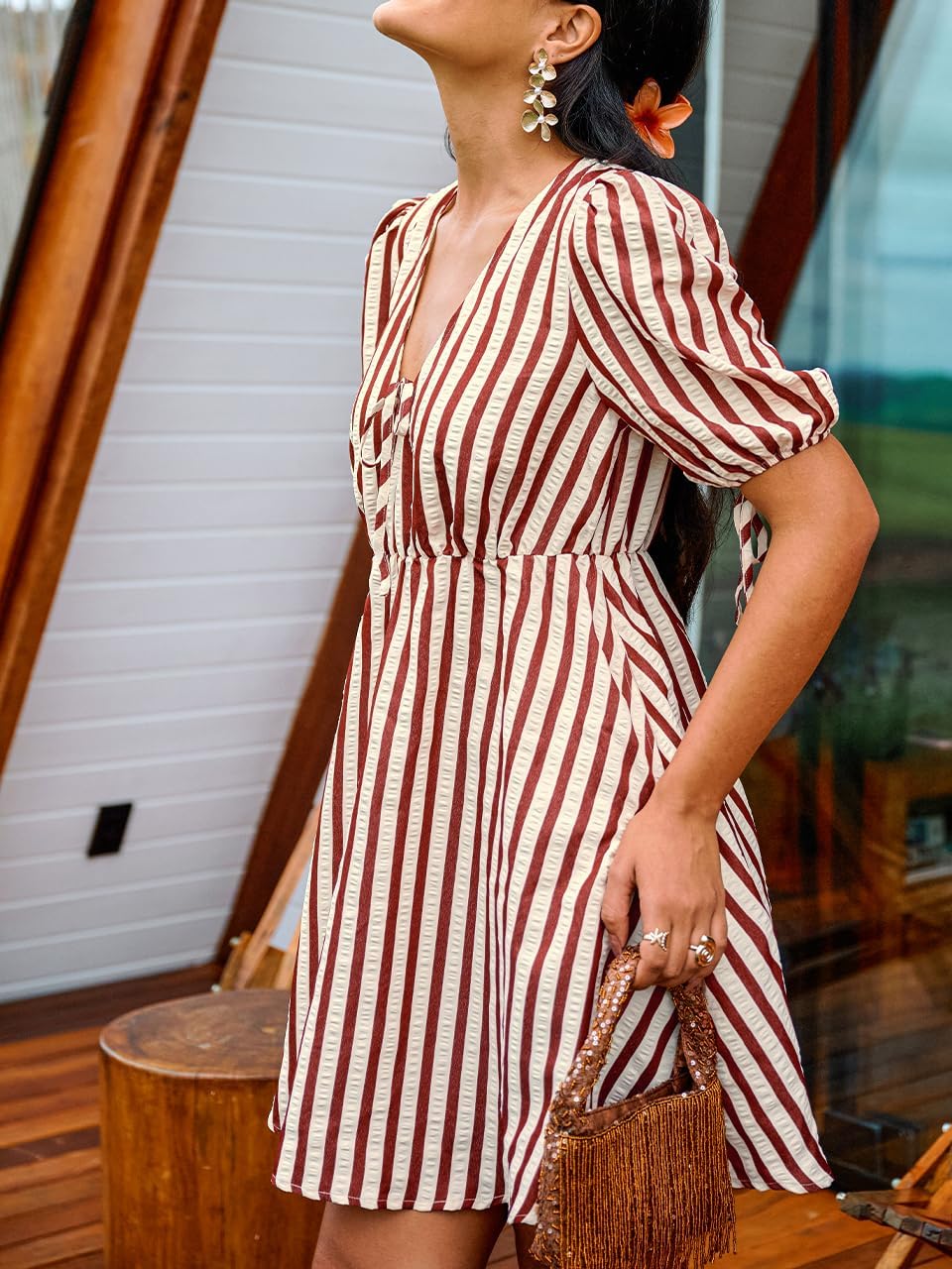 CUPSHE Women Striped Summer Dress V Neck Tie Puff Sleeve High Waist Mini Dress Loose Casual Beach Vacation Sun Dress