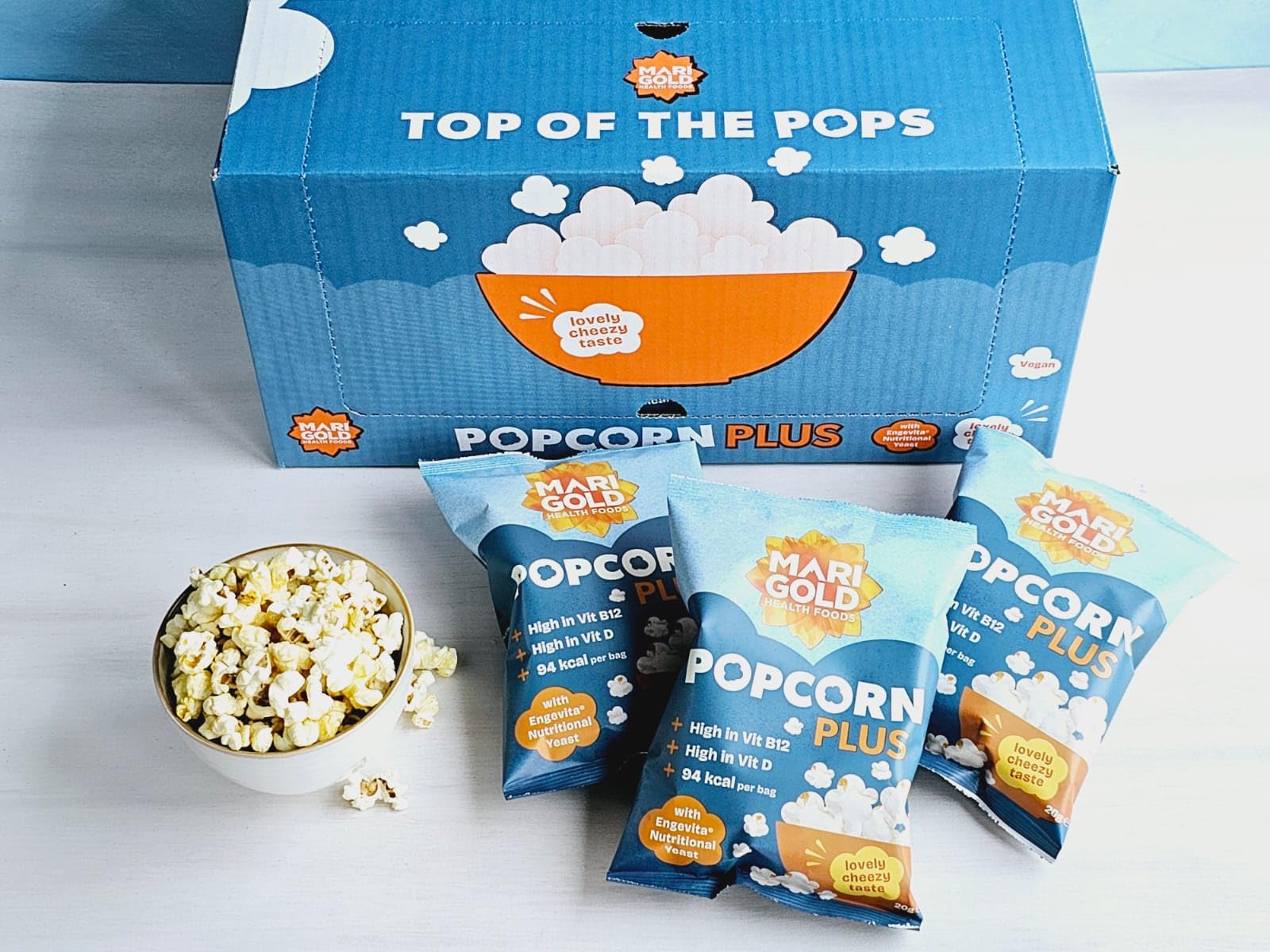 Popcorn Plus z drożdżami odżywczymi Engevita 20 g - wegańskie i bezglutenowe - bogate w witaminę B12 i witaminę D (opakowanie 18 sztuk)