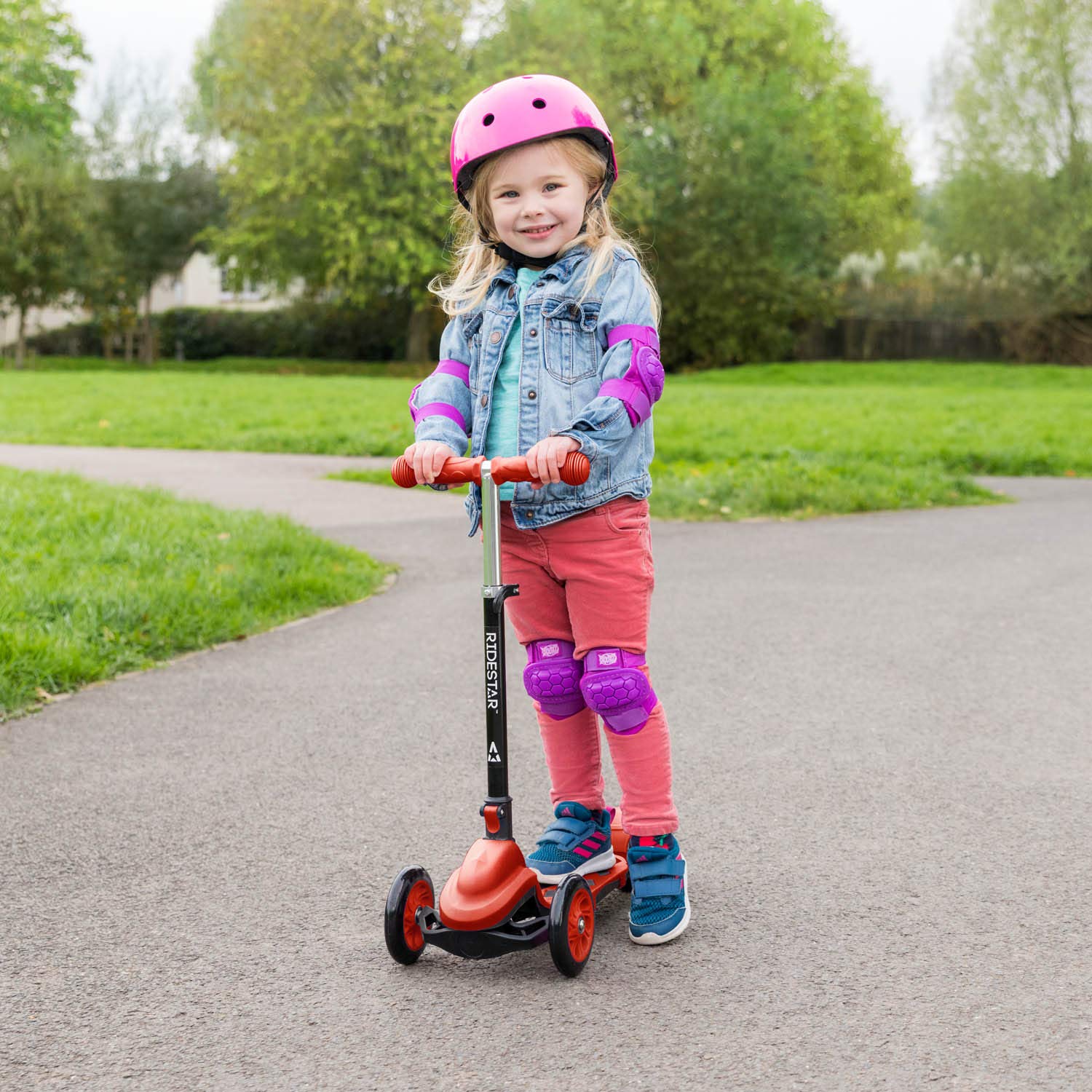 ToyStar Cruise 3 Wheel Tri Scooter, Easy Folding System, Height Adjustable Handlebars, Tilt To Turn Steering, Kids Aged 3+ Years - Image 9