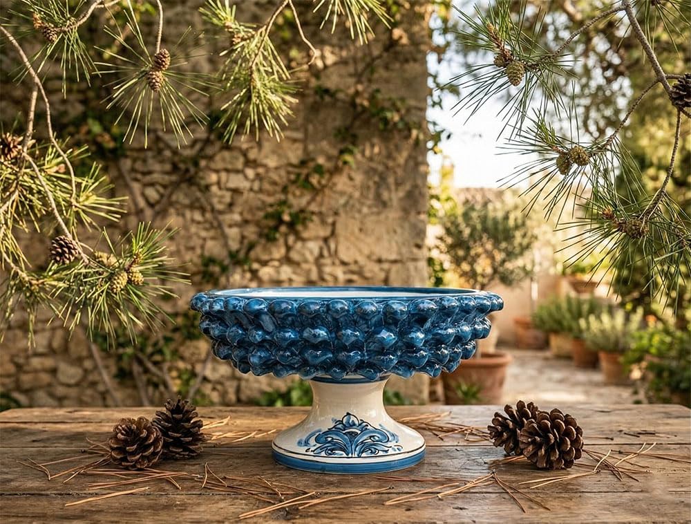 Grand plateau céramique Caltagirone bleu pour sublimer vos repas de famille sur la terrasse