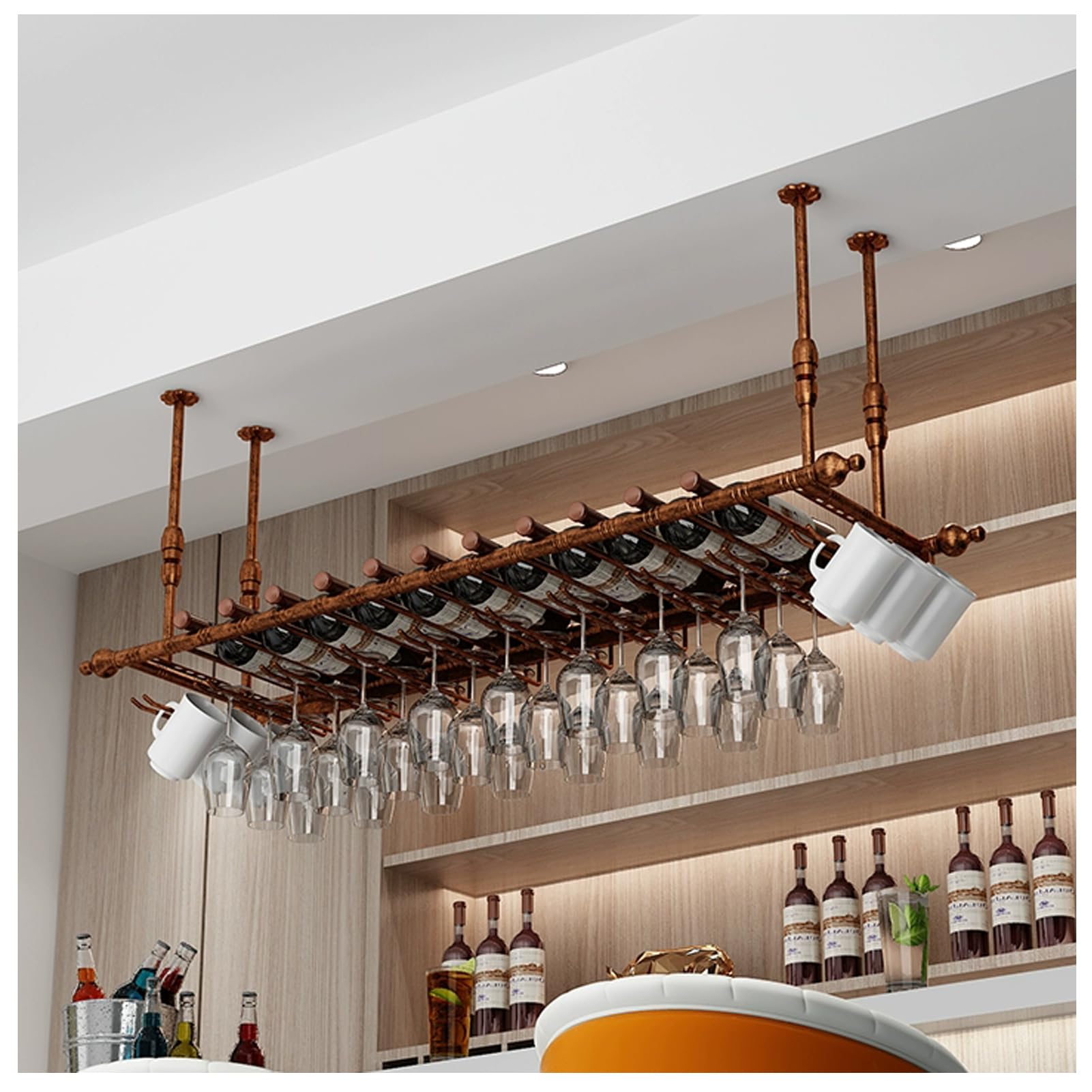 Casier à vin mural industriel en laiton 120x30 cm avec porte-verres pour cuisine