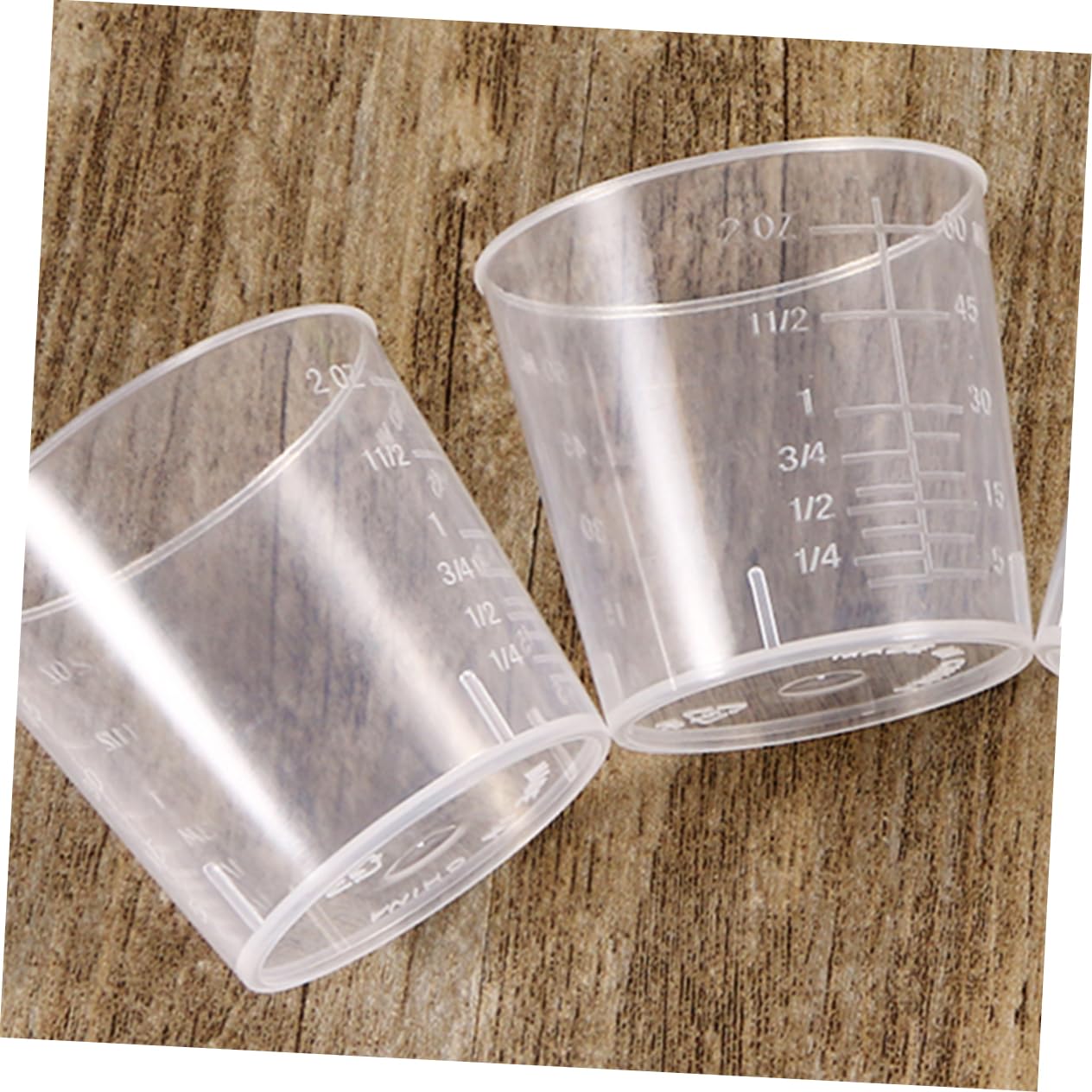 KICHOUSE 60ml Plastic Measuring Beakers 2 Pieces Heat Acid-resistant Graduated for Accurate Measurement in Lab Kitchen