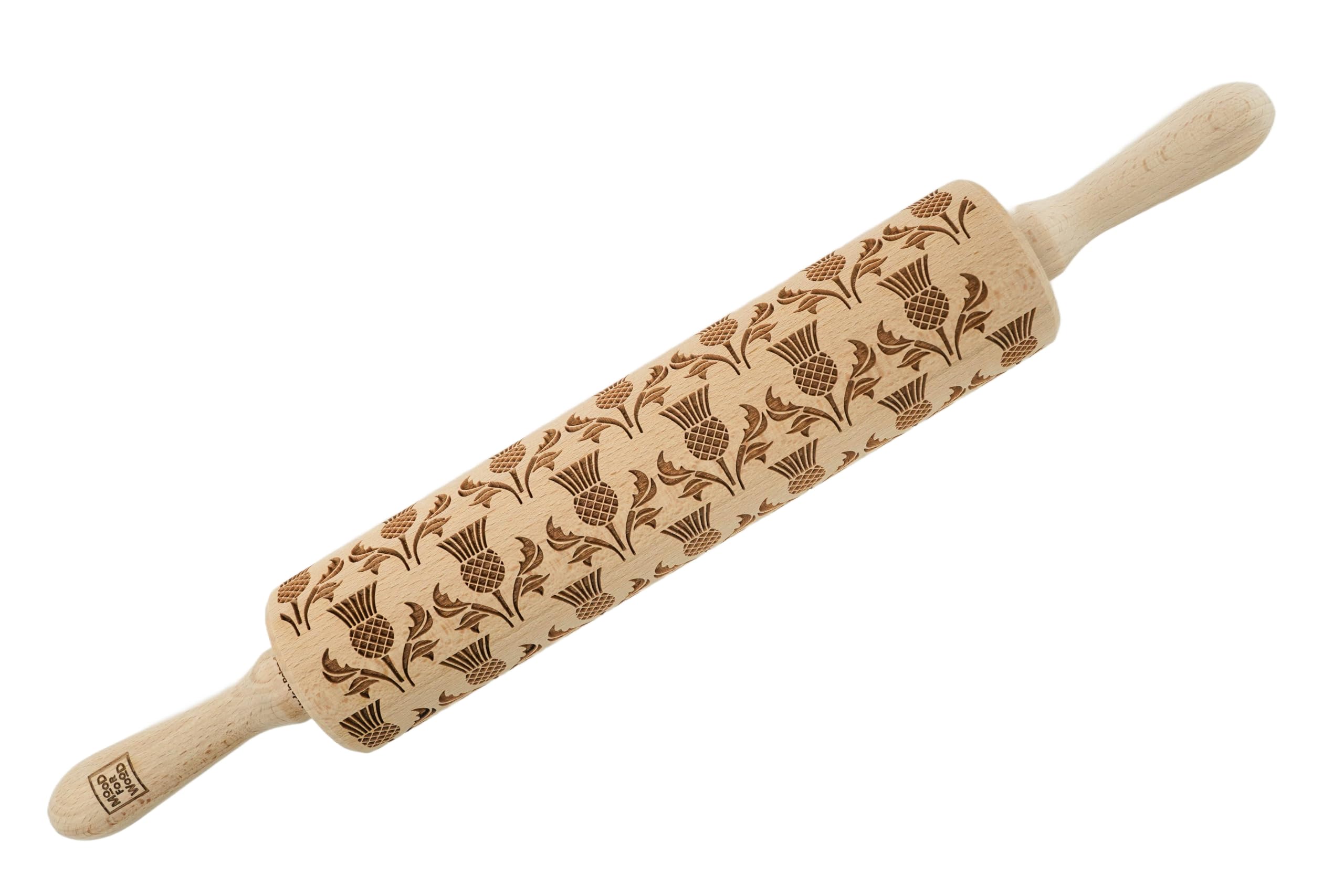 Teigroller aus Holz, Gravierte Holzrolle mit Wunschname auf Griff, Roller mit Muster für Teig, Kuchen & Backwaren, Nudelholz für Müheloses Ausrollen, Ø 6 cm x 43 cm, Schottische Distel