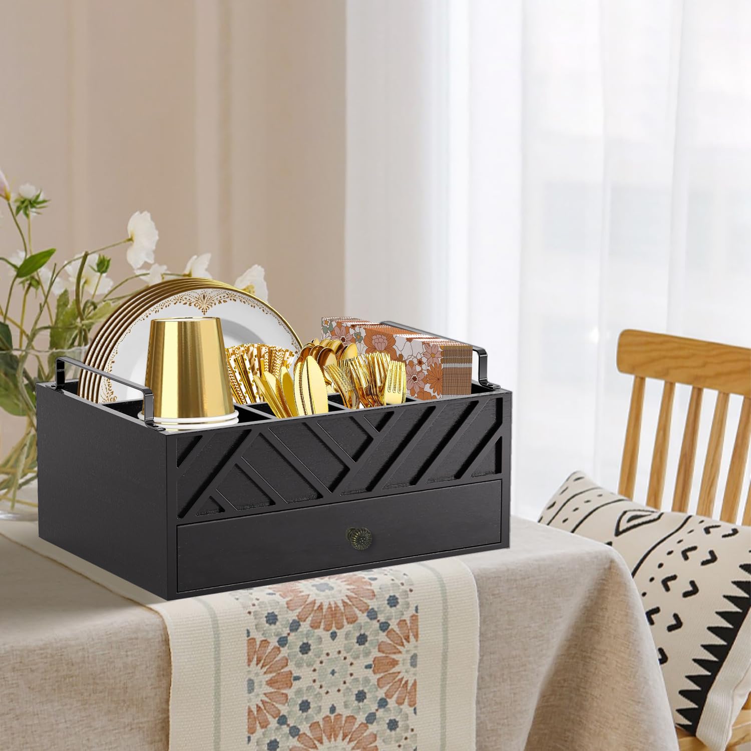 Pappteller-Spender mit Schublade für Küchenarbeitsplatte, Holz-Pappteller-Halter mit großem Getränkehalter, rustikaler Besteck-Caddy-Halter für Besteck, Pappteller-Organizer (schwarz mit Gravur)