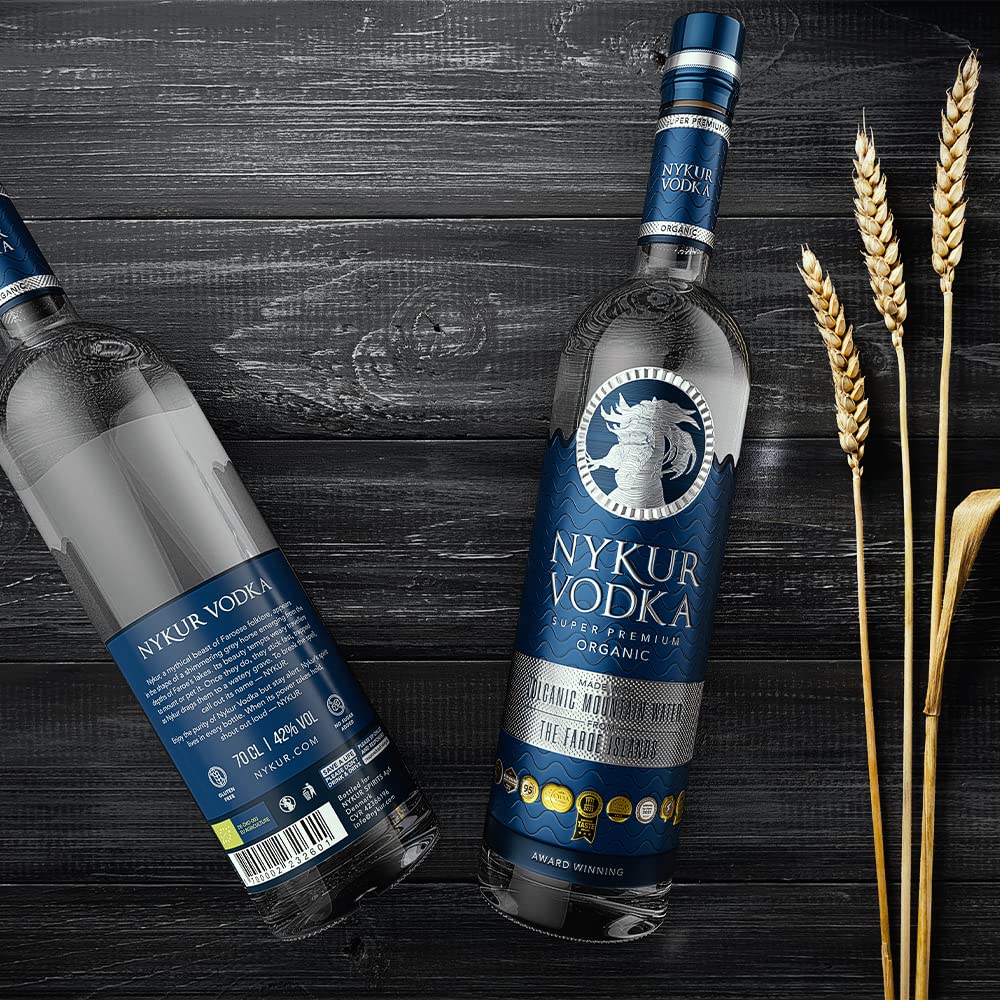 Nykur Wodka | Taste the Nordic Legend | mehrfach preisgekrönter Premium-Vodka mit Bio-Zutaten und sanftem Aroma | 700ml | 42% vol