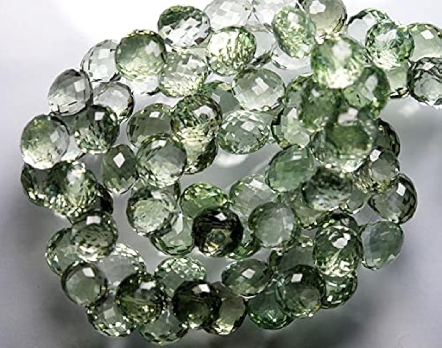 Améthyste verte naturelle 8mm idéale pour créer un cadeau d'anniversaire mémorable