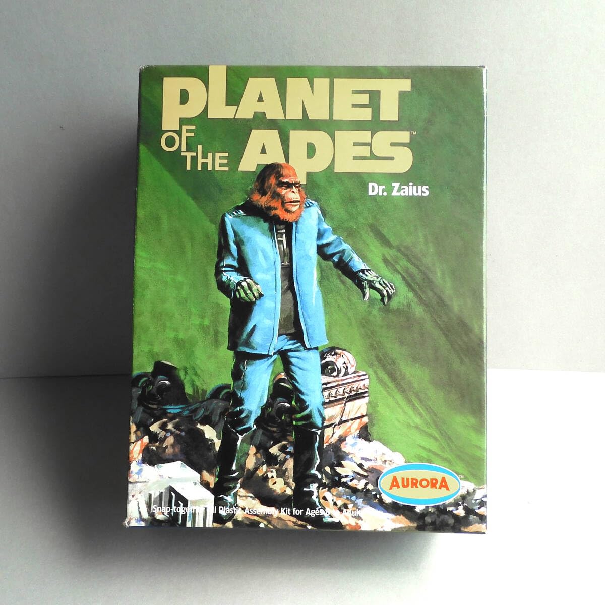 Amazon.co.jp: 未組立 猿の惑星 ザイアス博士 ジオラマキット オーロラ